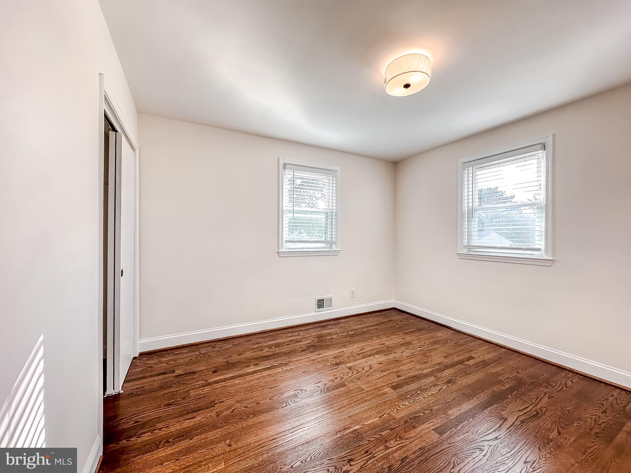 HAMILTON HILLS - Residential