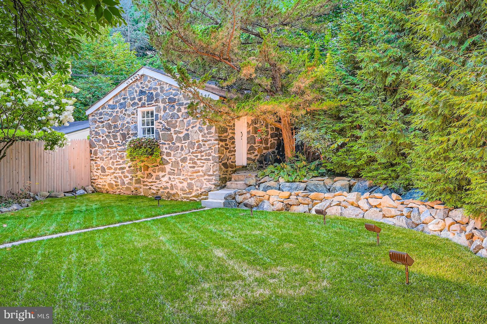 DICKEYVILLE HISTORIC DISTRICT - Residential