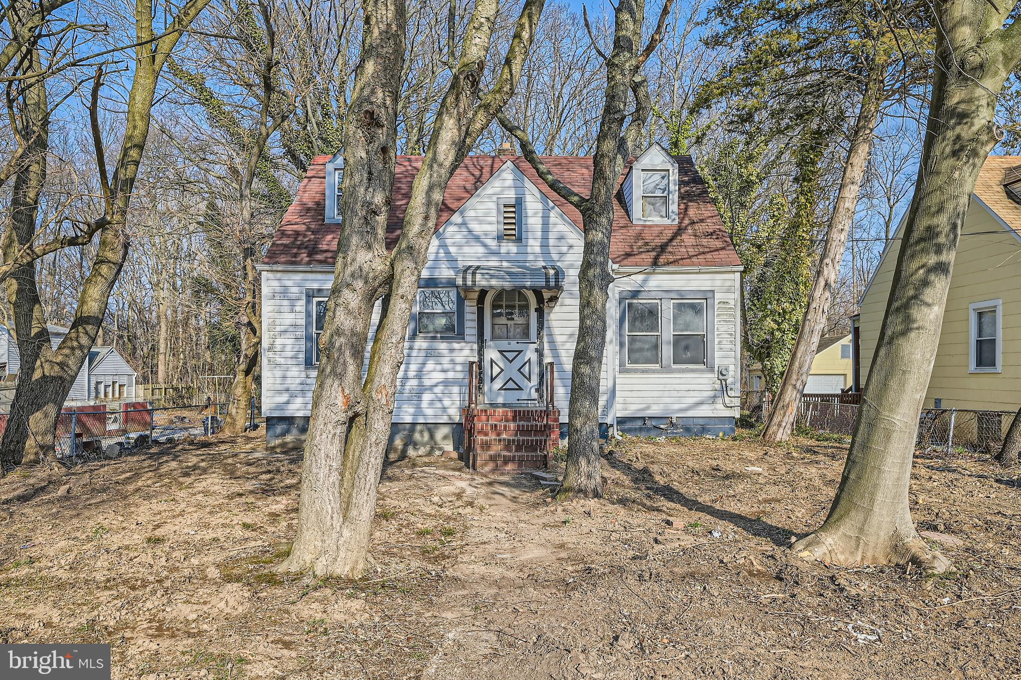 EDGEWOOD PARK - Residential