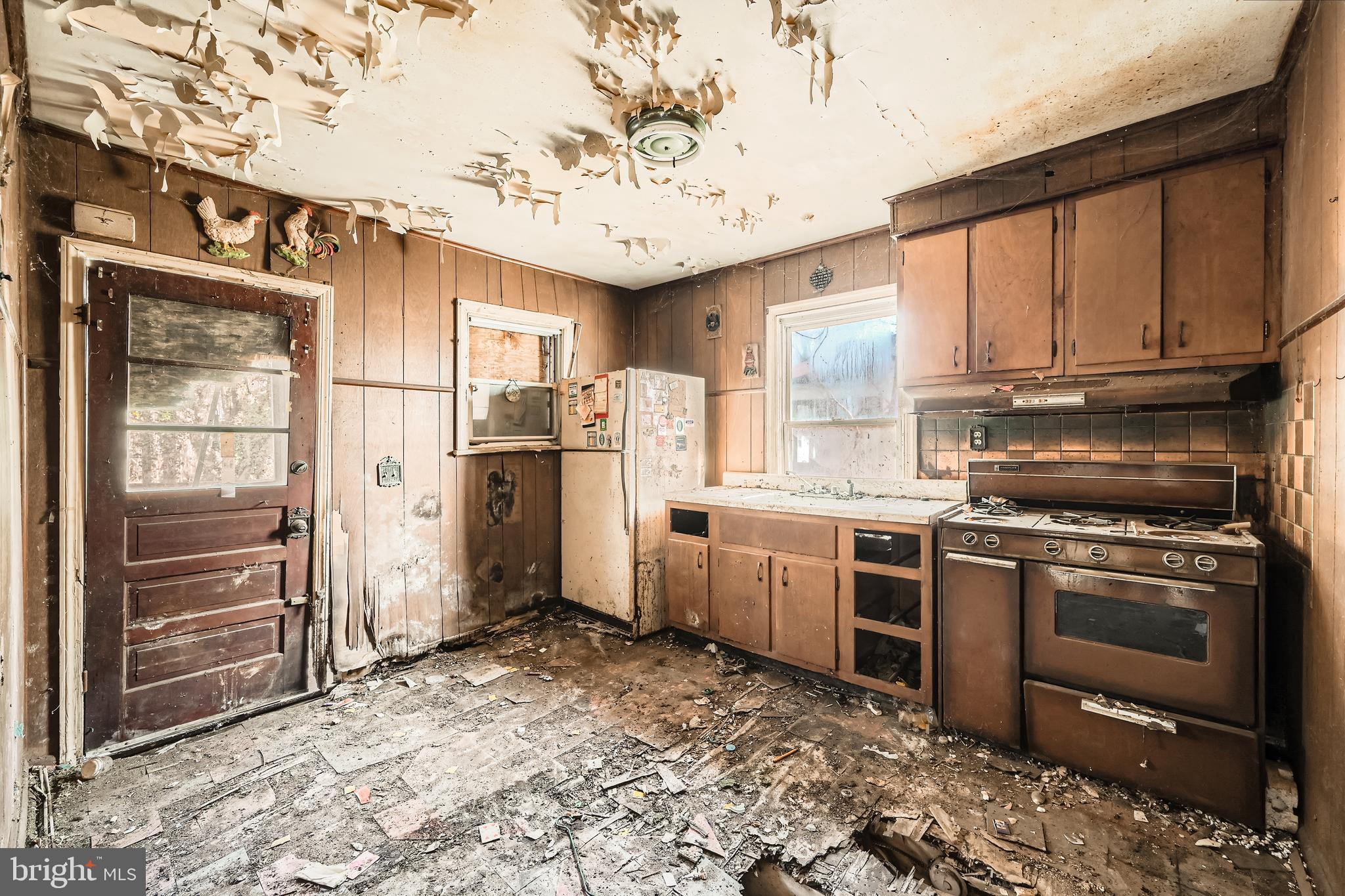 EDGEWOOD PARK - Residential