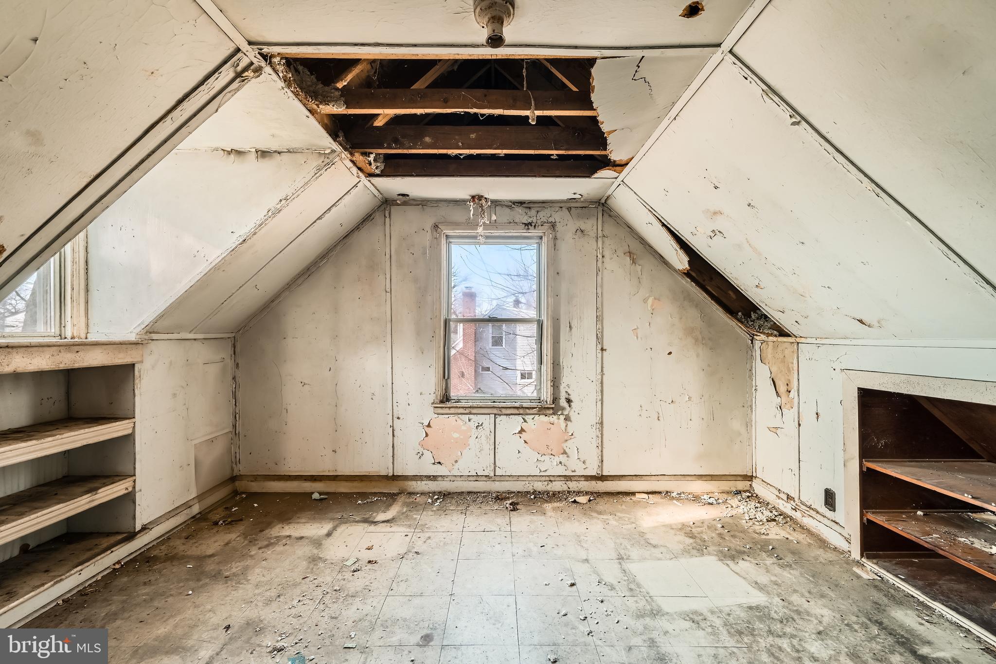 EDGEWOOD PARK - Residential