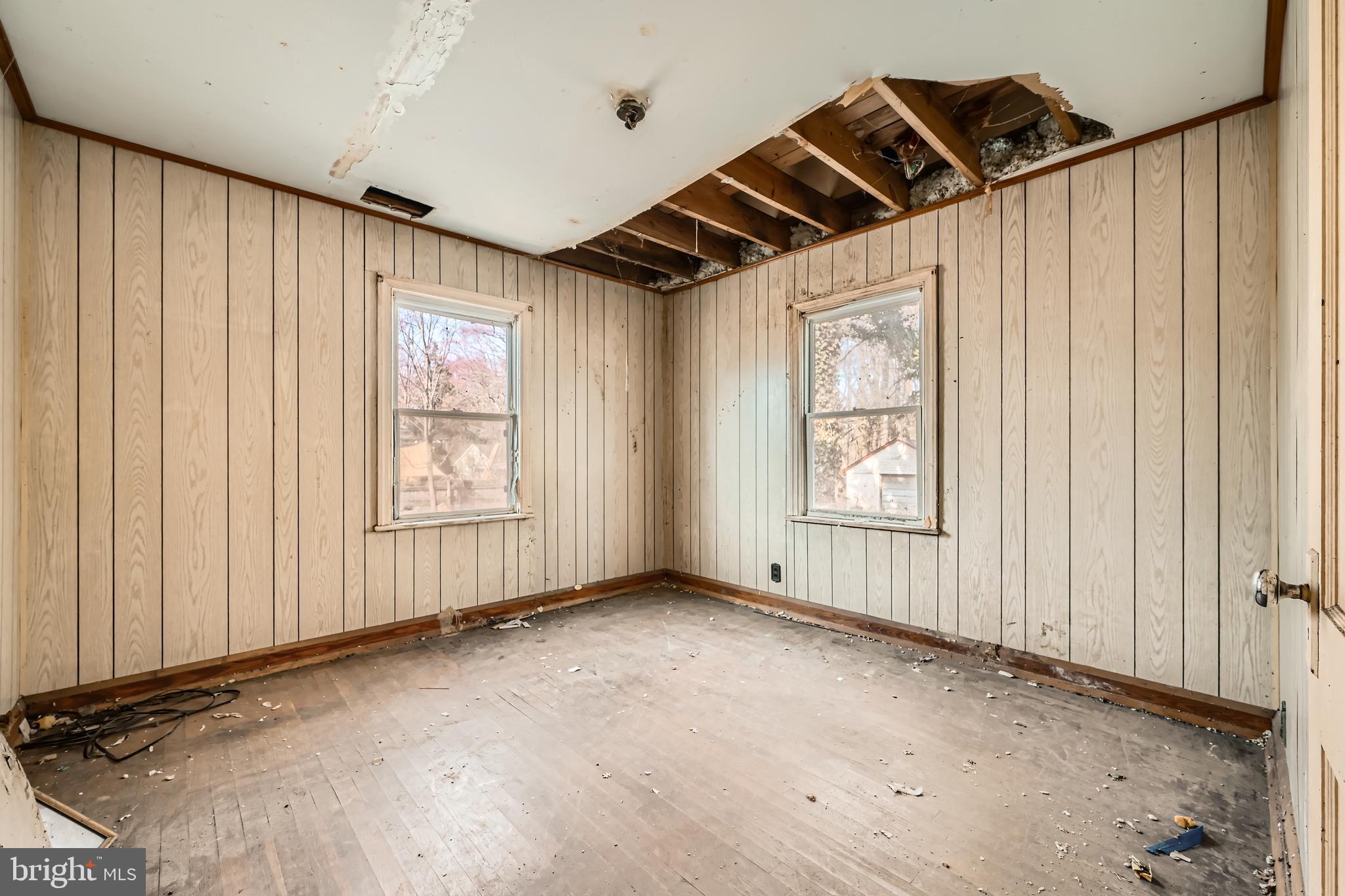 EDGEWOOD PARK - Residential