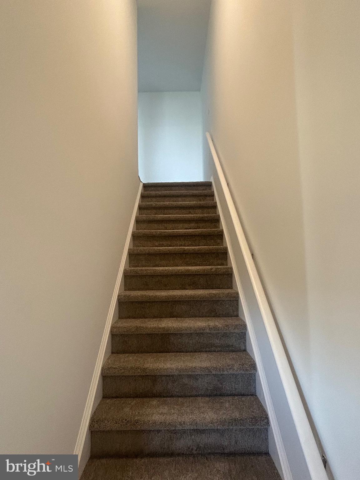 HOWARD SPEAKS - Residential