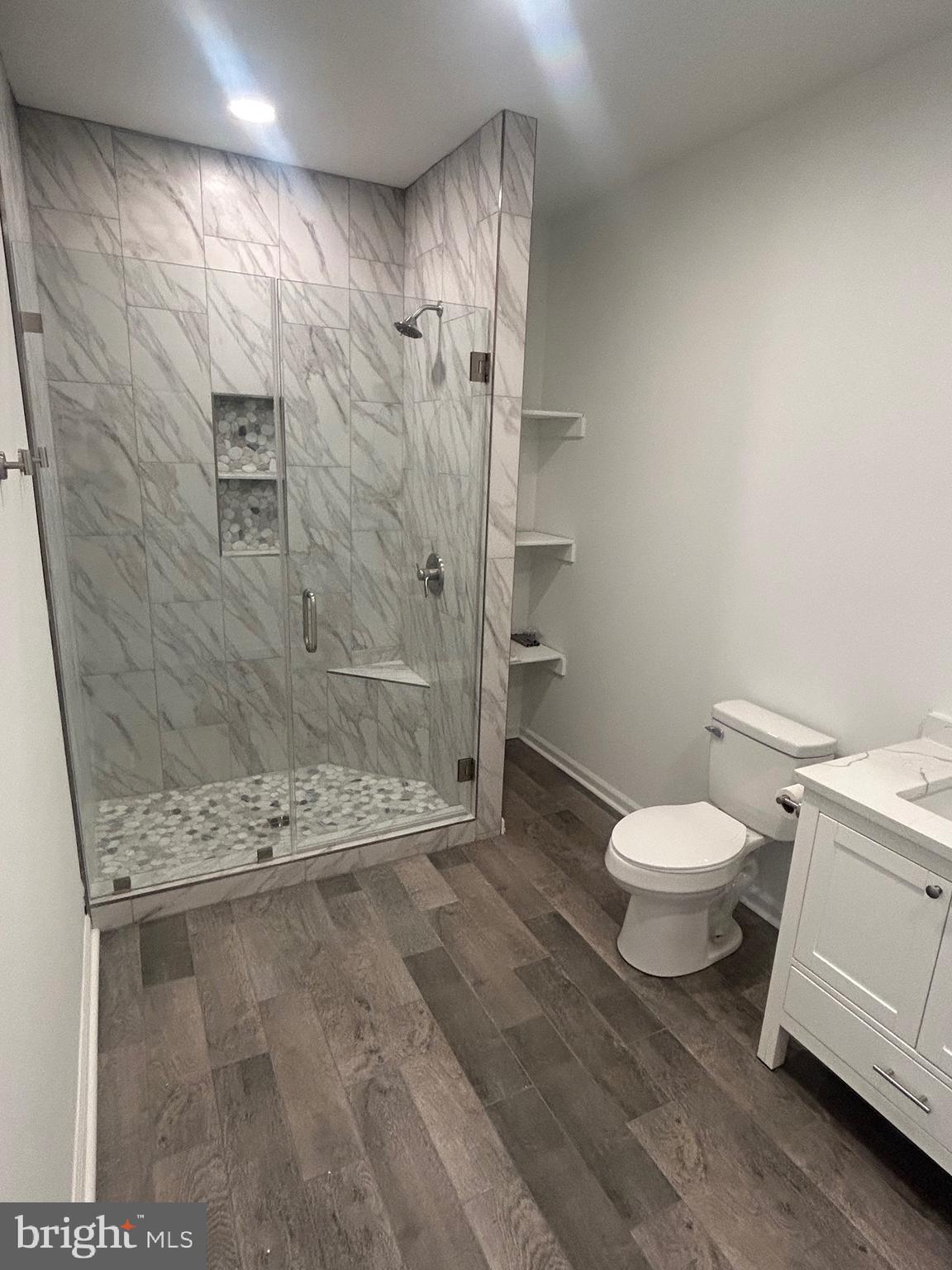 HOWARD SPEAKS - Residential