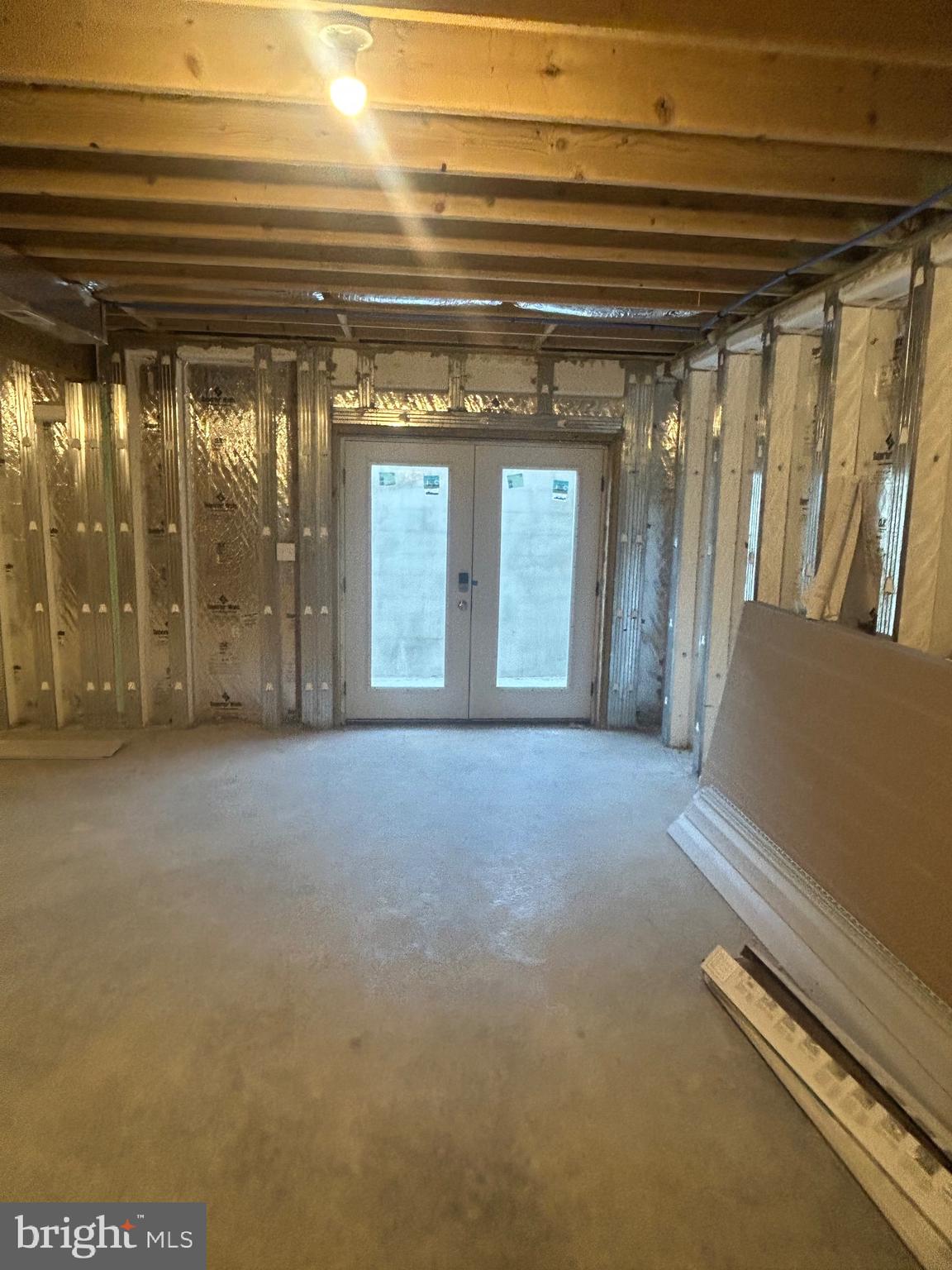 HOWARD SPEAKS - Residential