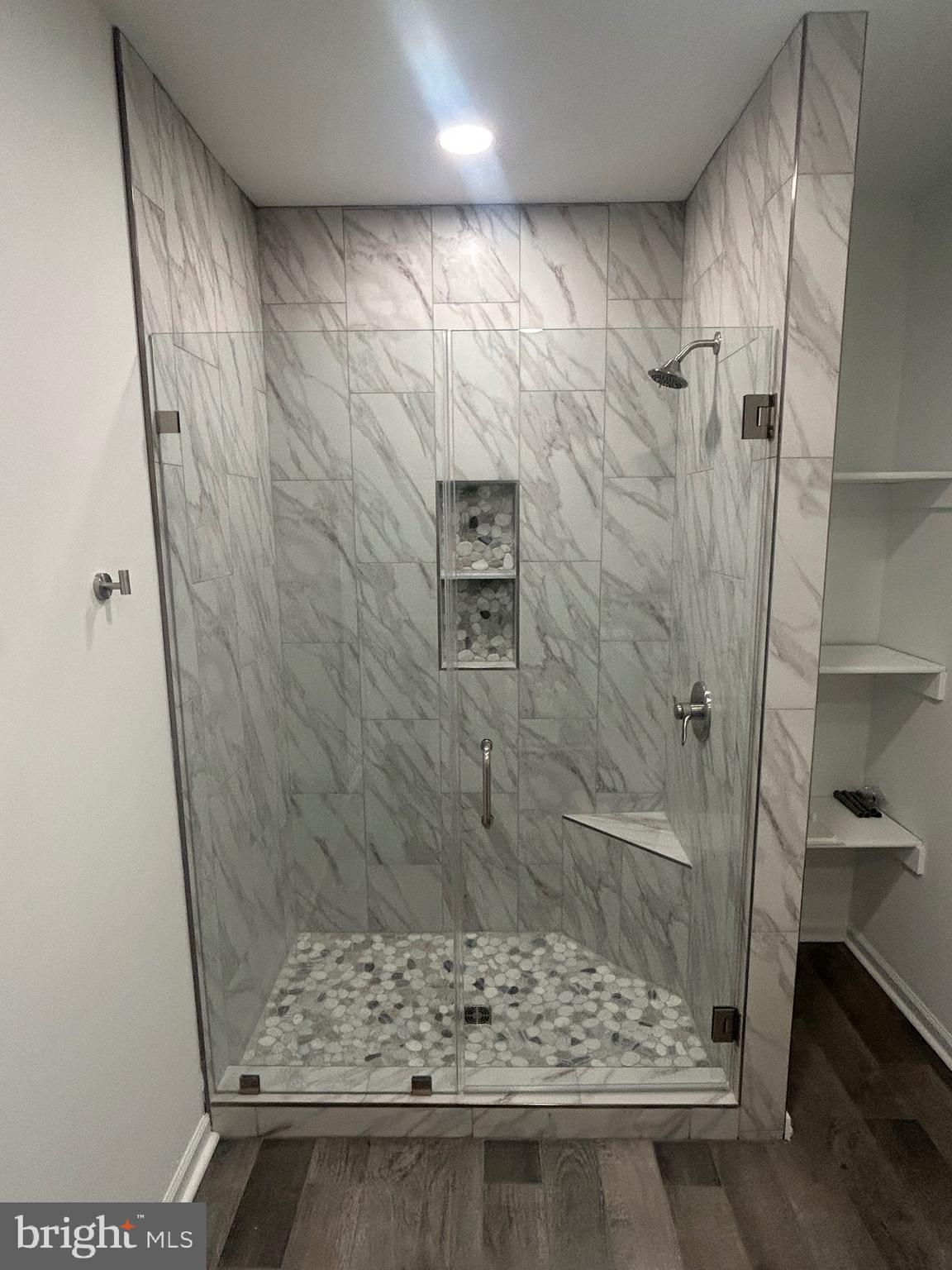 HOWARD SPEAKS - Residential