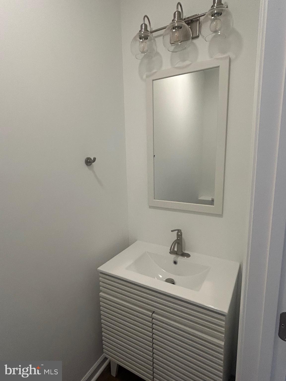 HOWARD SPEAKS - Residential