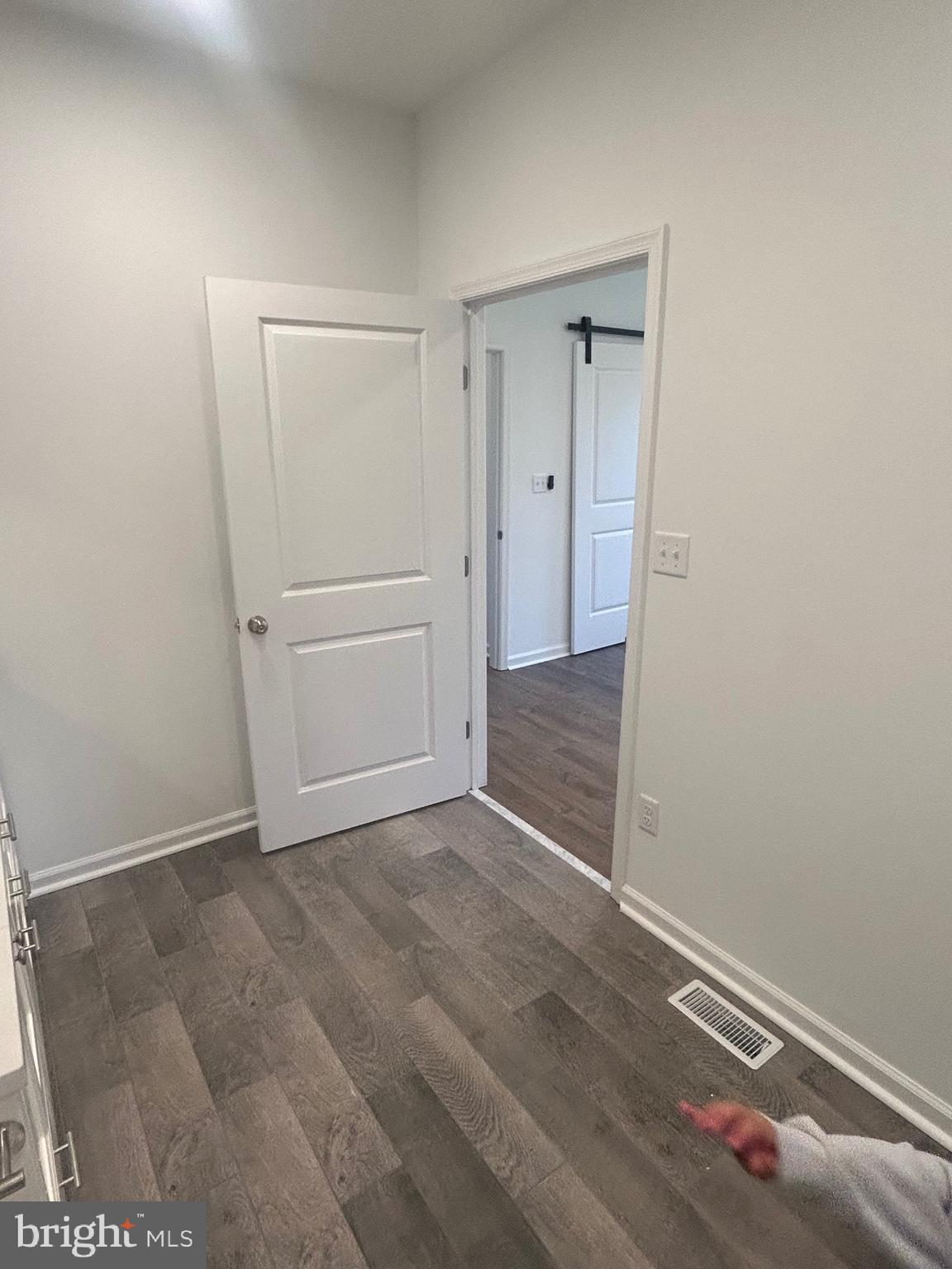 HOWARD SPEAKS - Residential