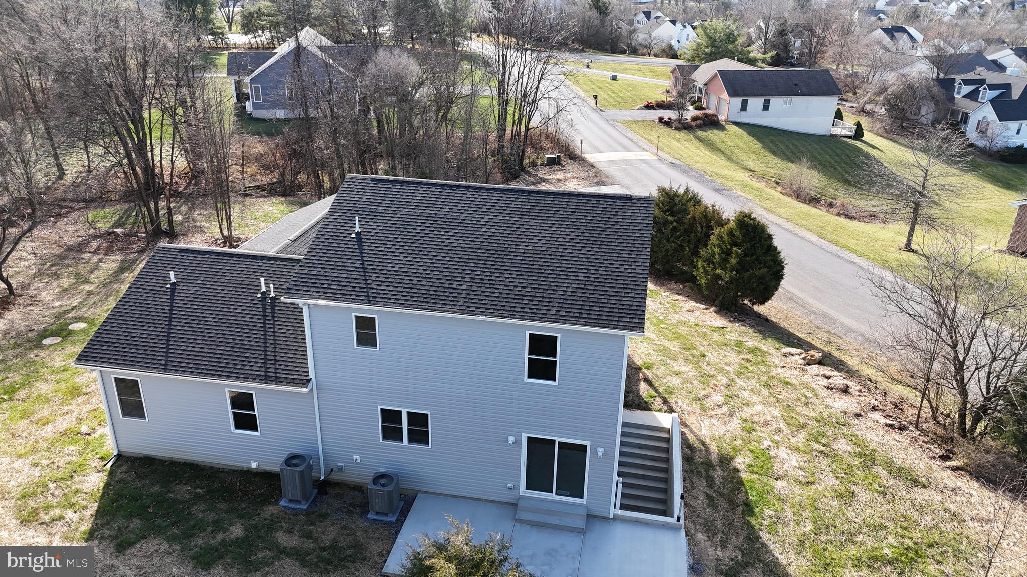 HOWARD SPEAKS - Residential