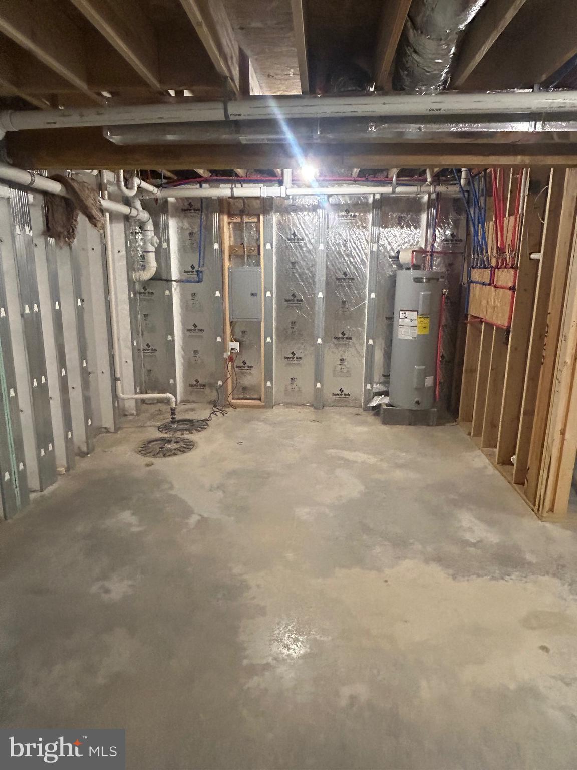 HOWARD SPEAKS - Residential