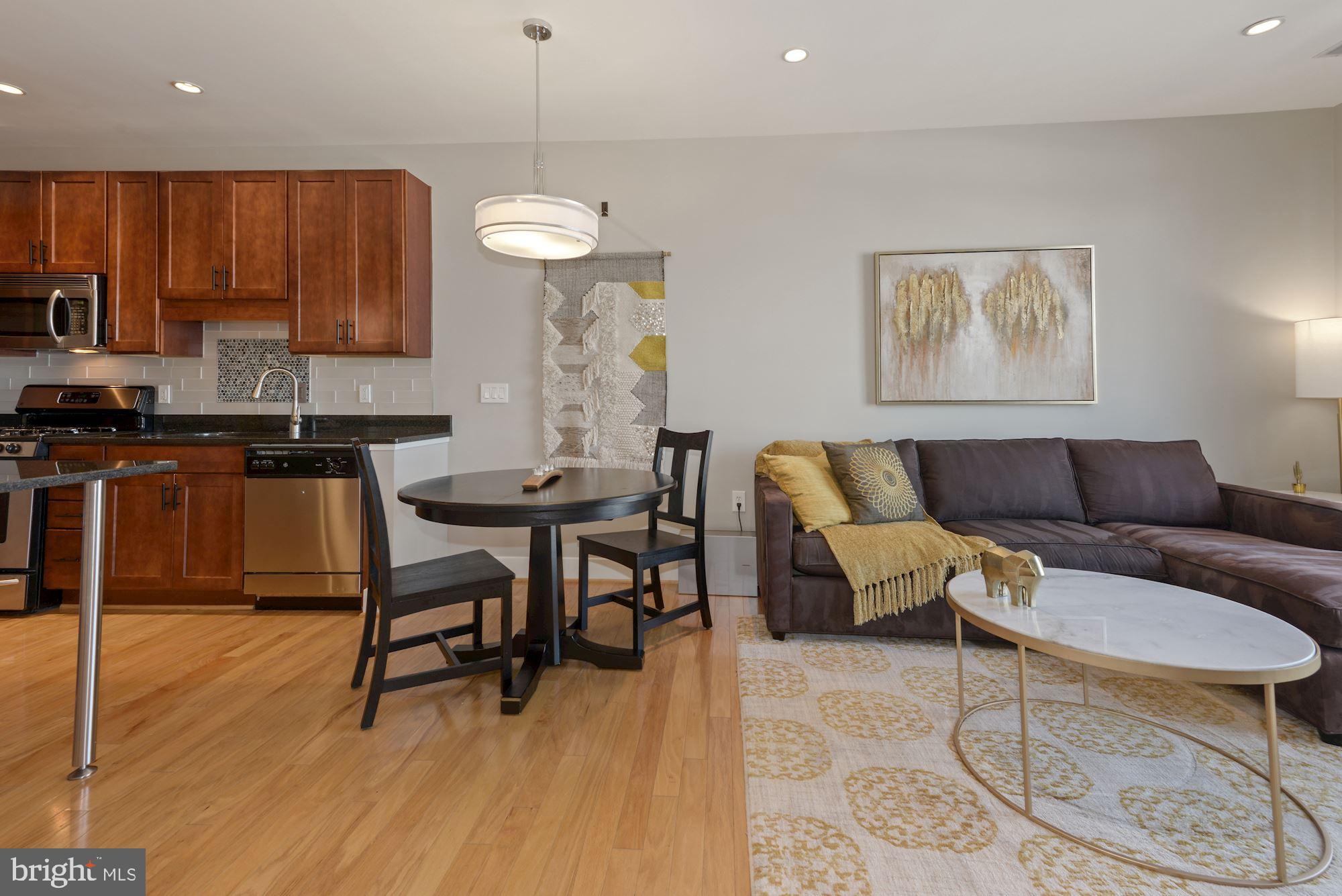 1800 WILSON - Residential