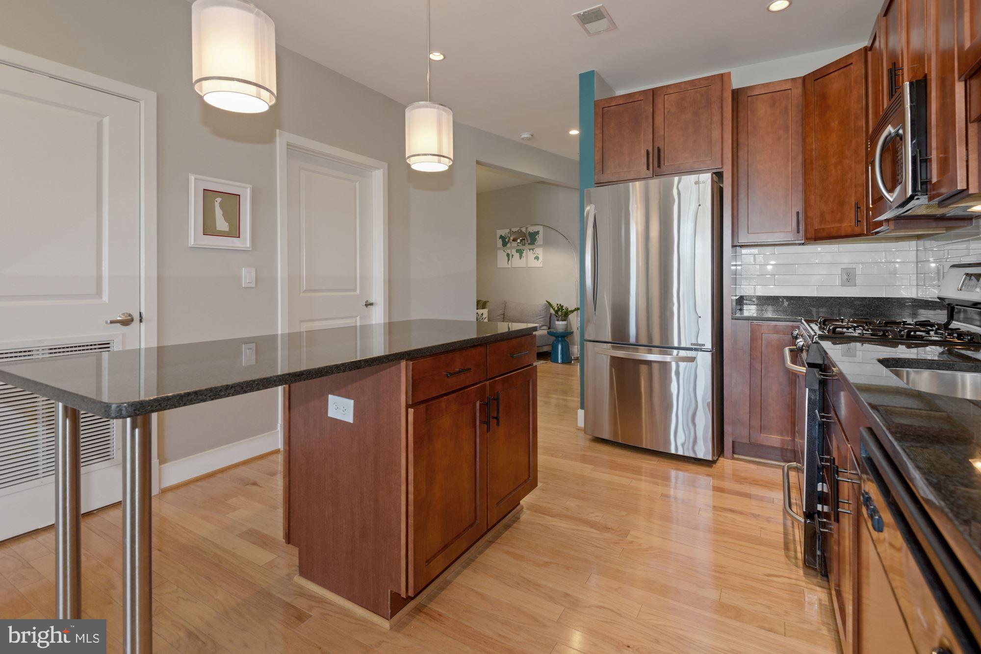 1800 WILSON - Residential