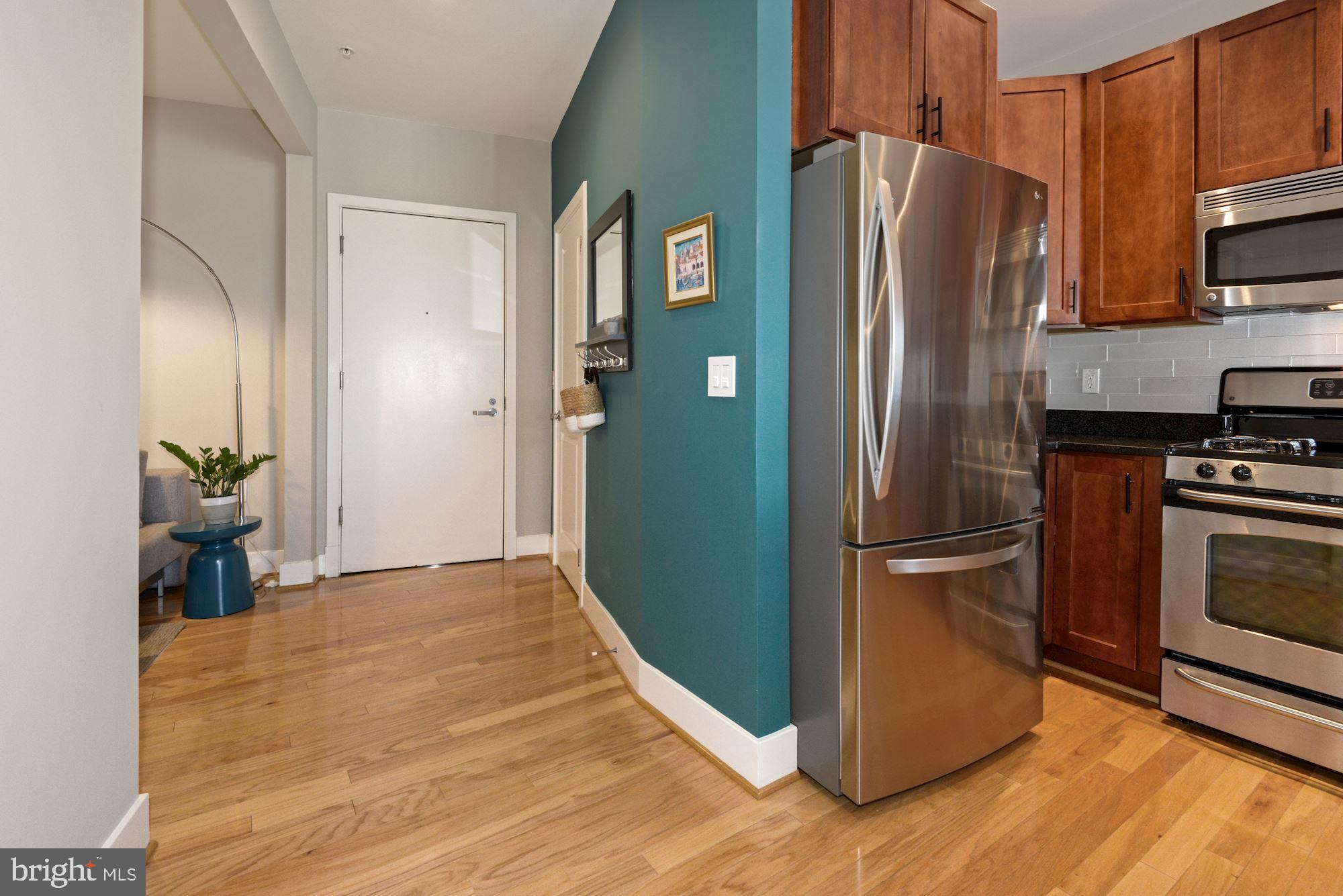 1800 WILSON - Residential