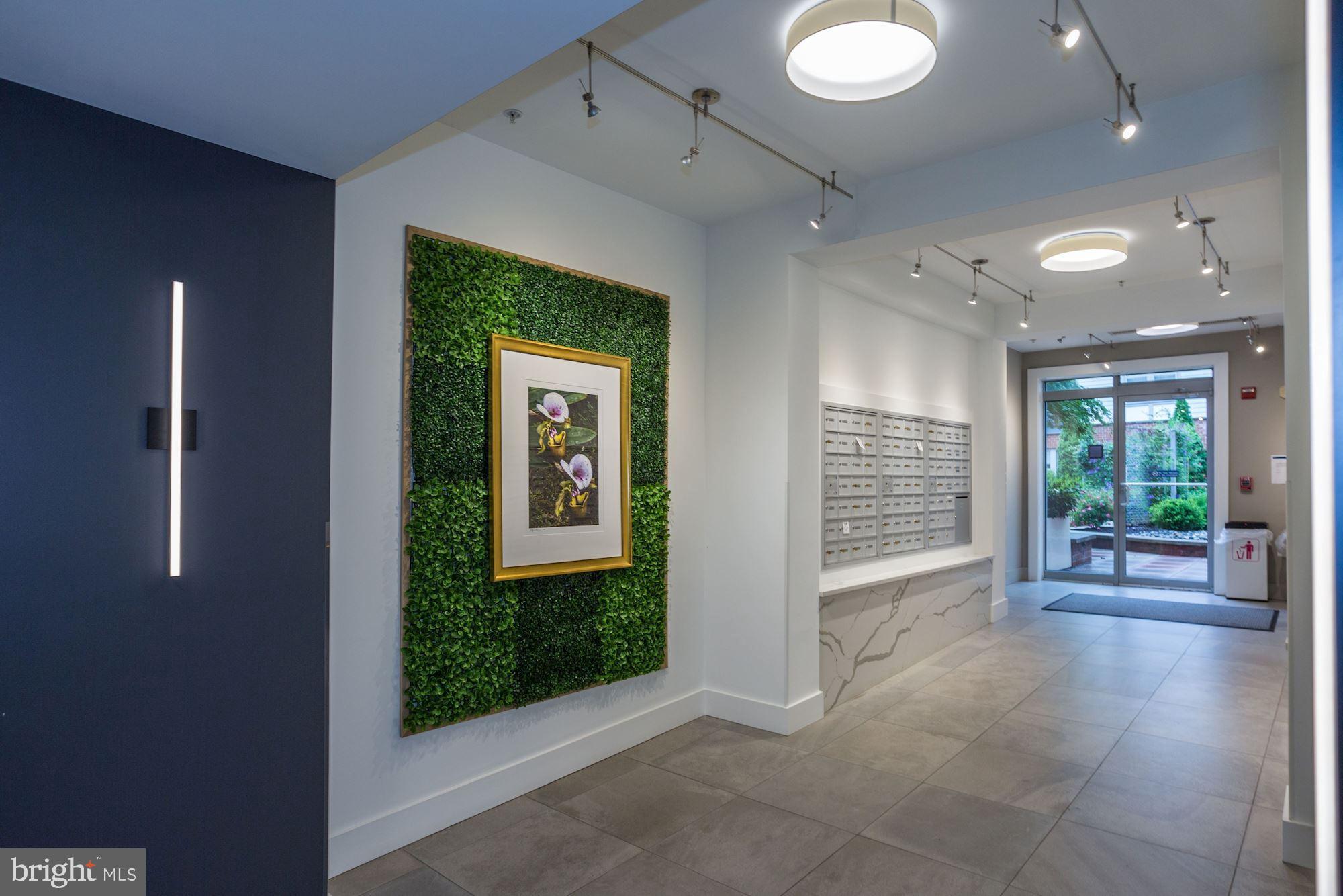 1800 WILSON - Residential