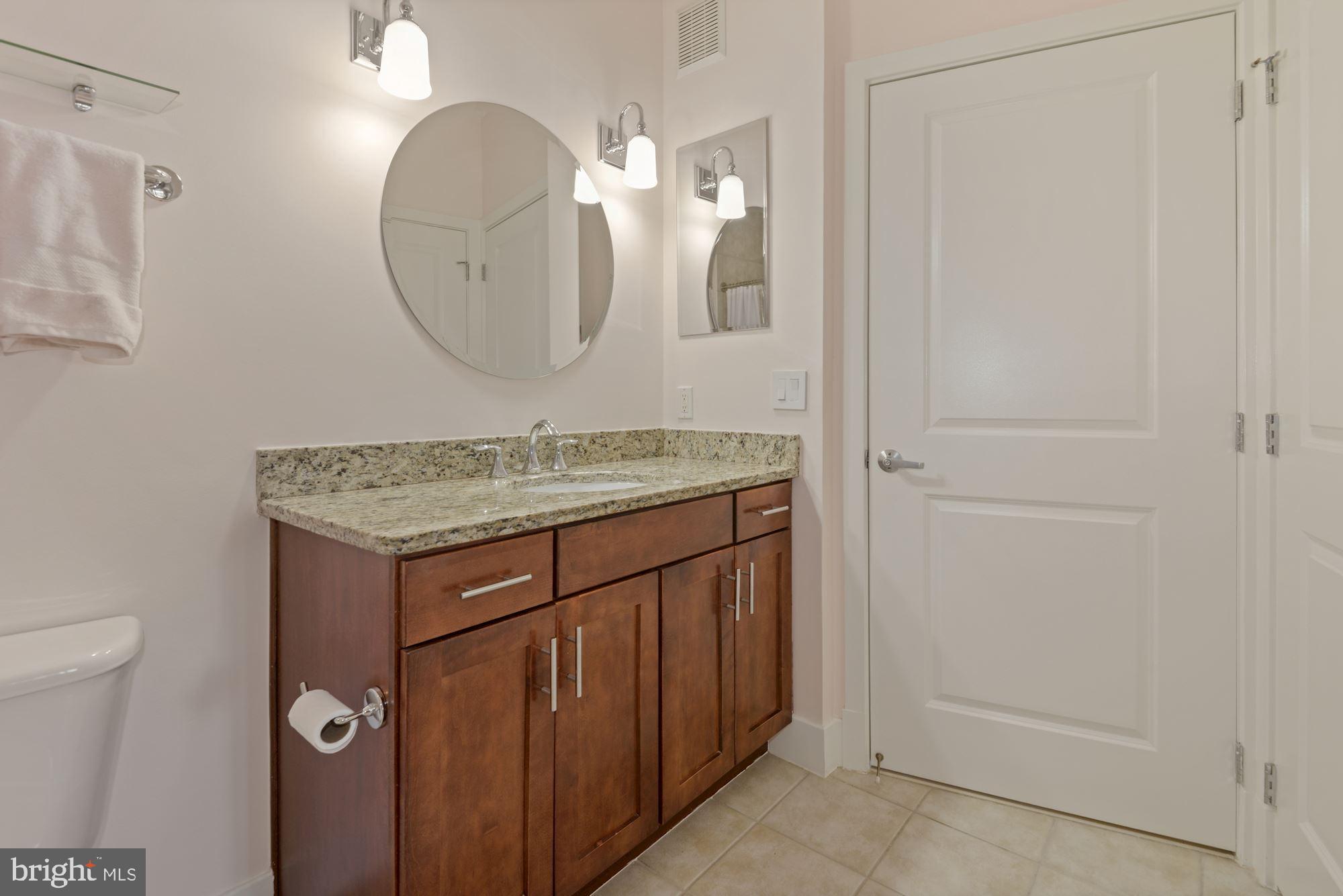 1800 WILSON - Residential