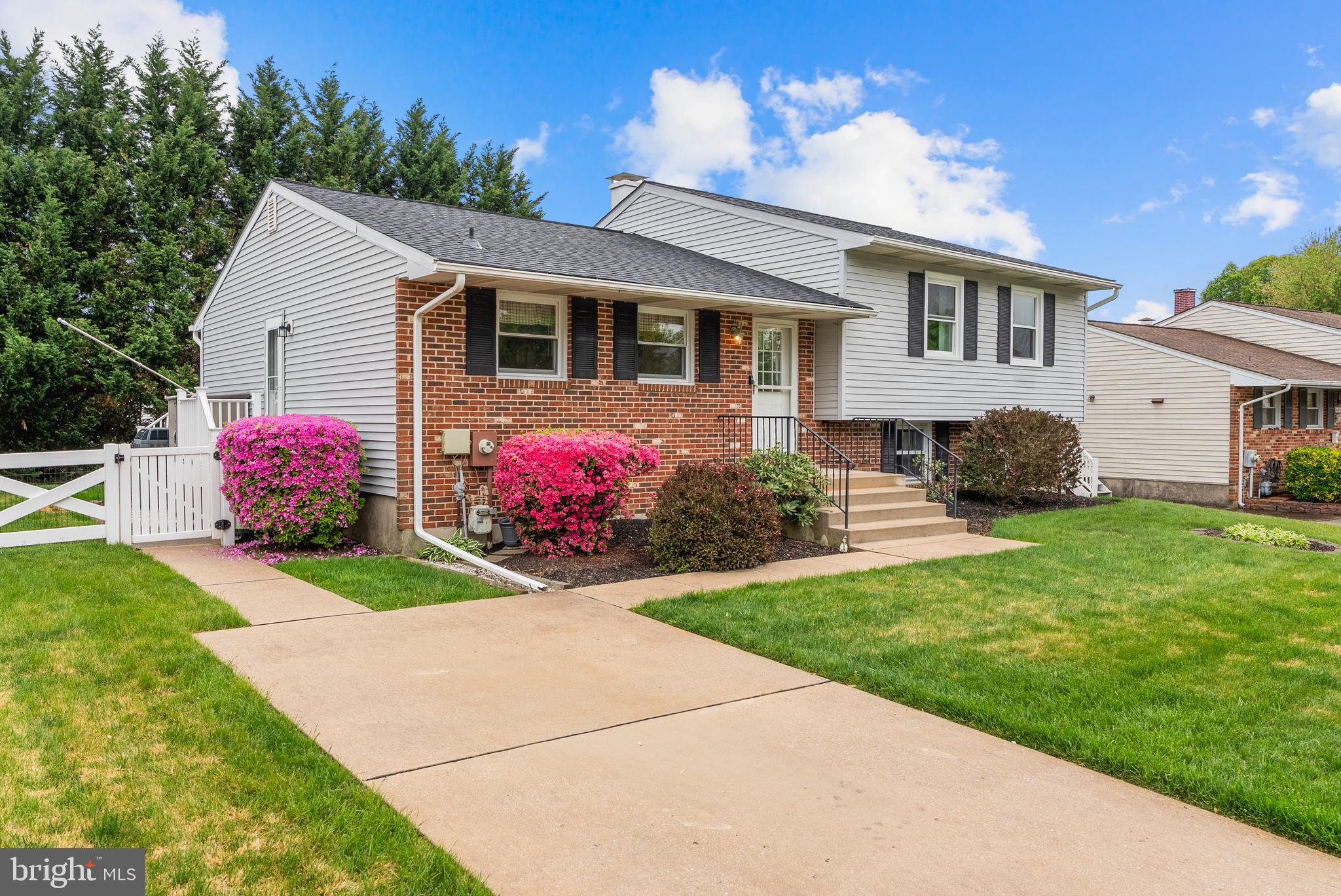 SILVERGATE VILLAGE - Residential