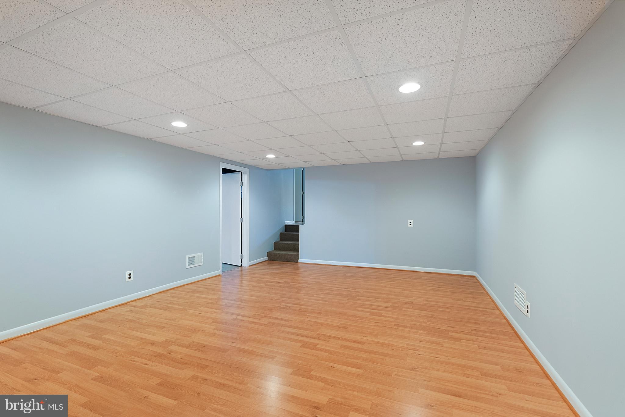 SILVERGATE VILLAGE - Residential