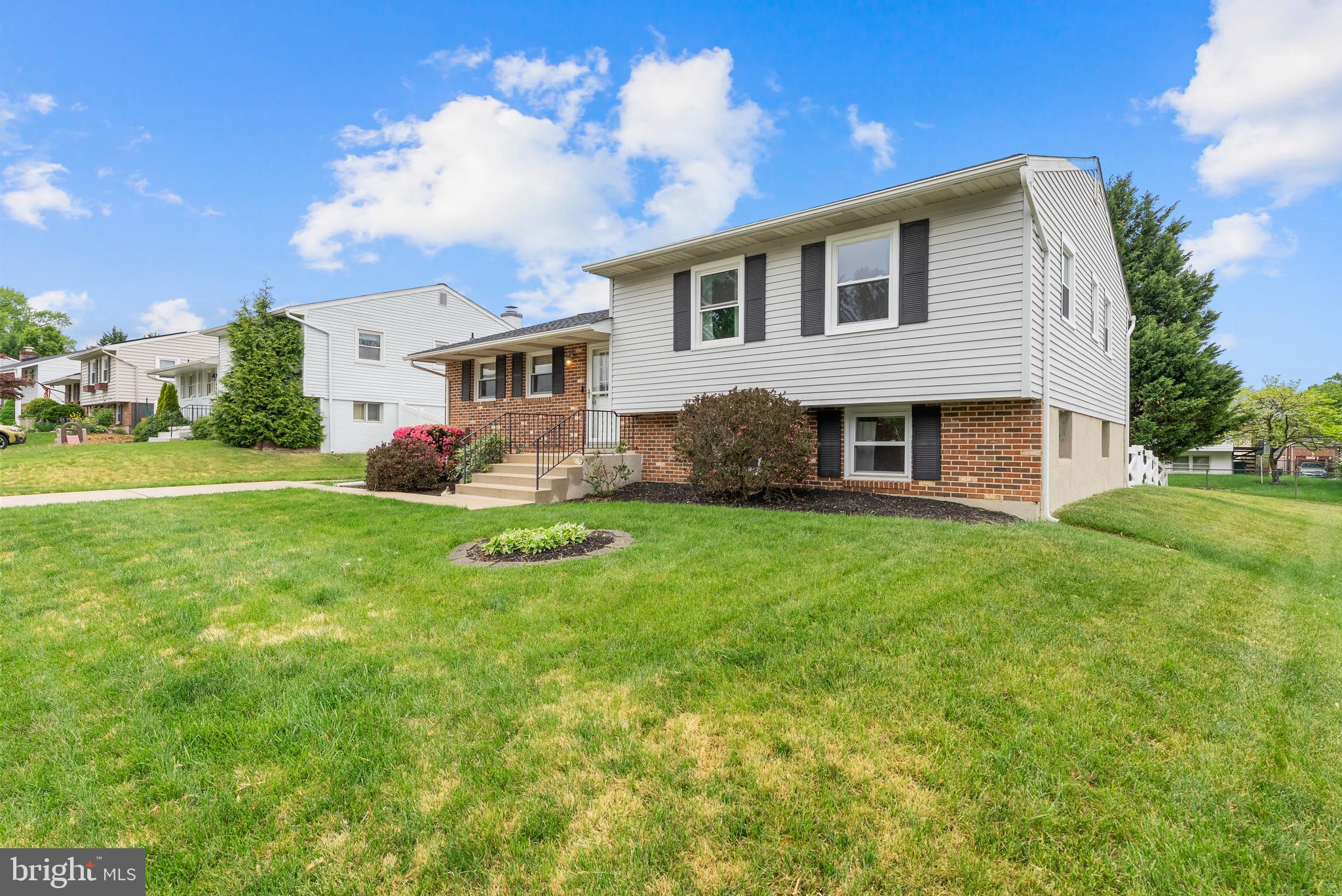SILVERGATE VILLAGE - Residential