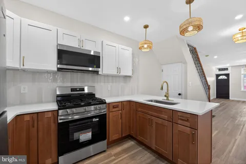 413 Elm Street, Camden, NJ 08102 - #: NJCD2116894