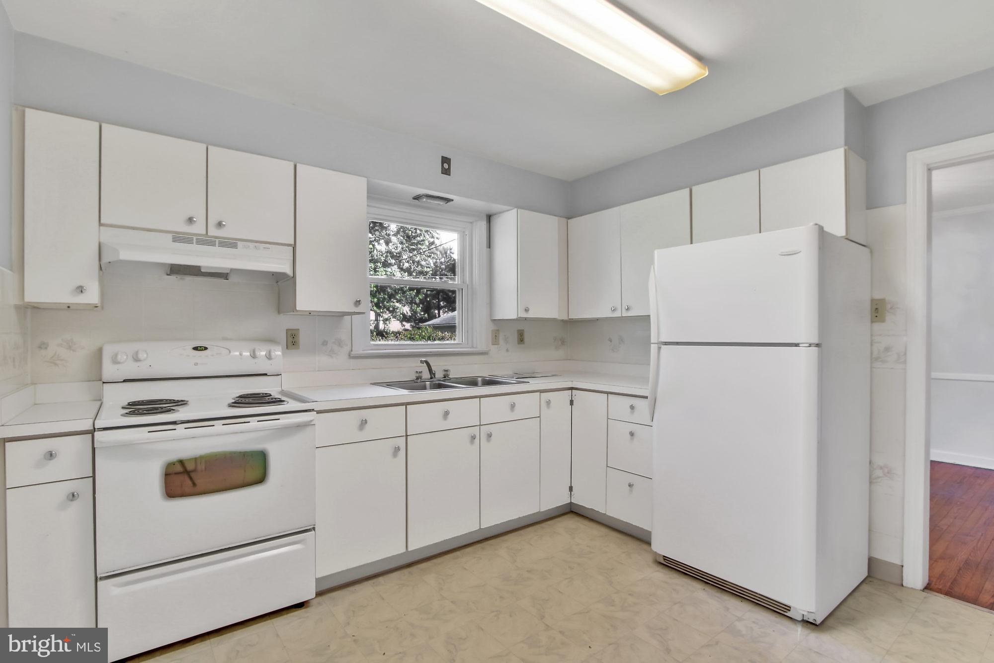 YORK COLLEGE - Residential