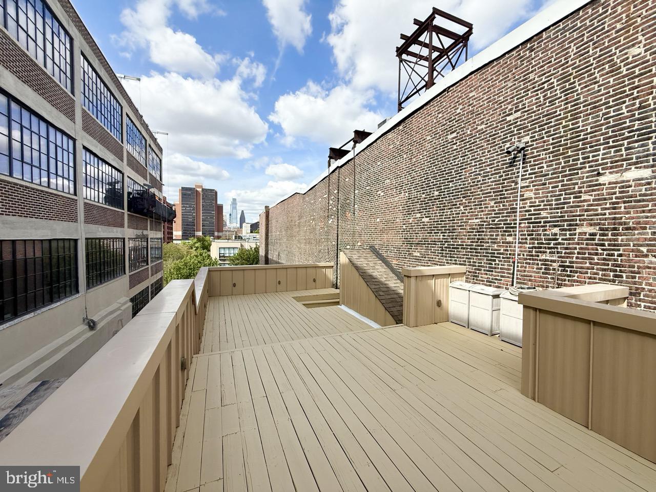 OLD CITY - Residential Lease