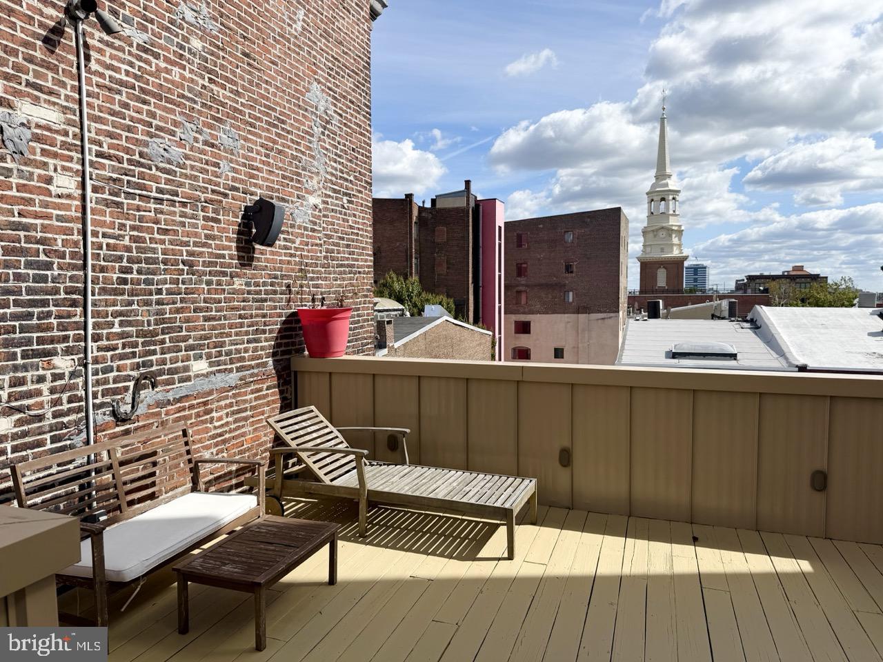 OLD CITY - Residential Lease