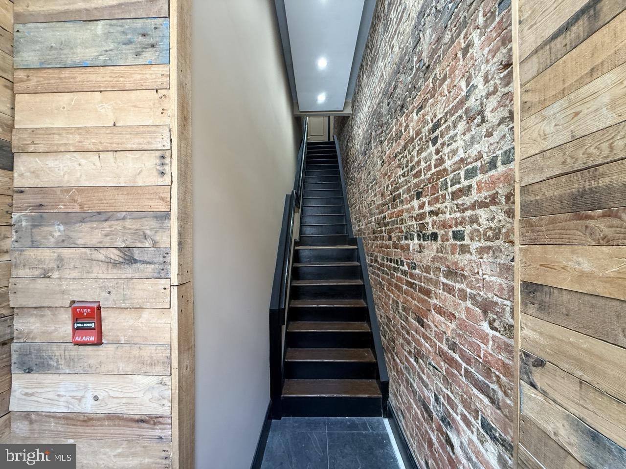 OLD CITY - Residential Lease