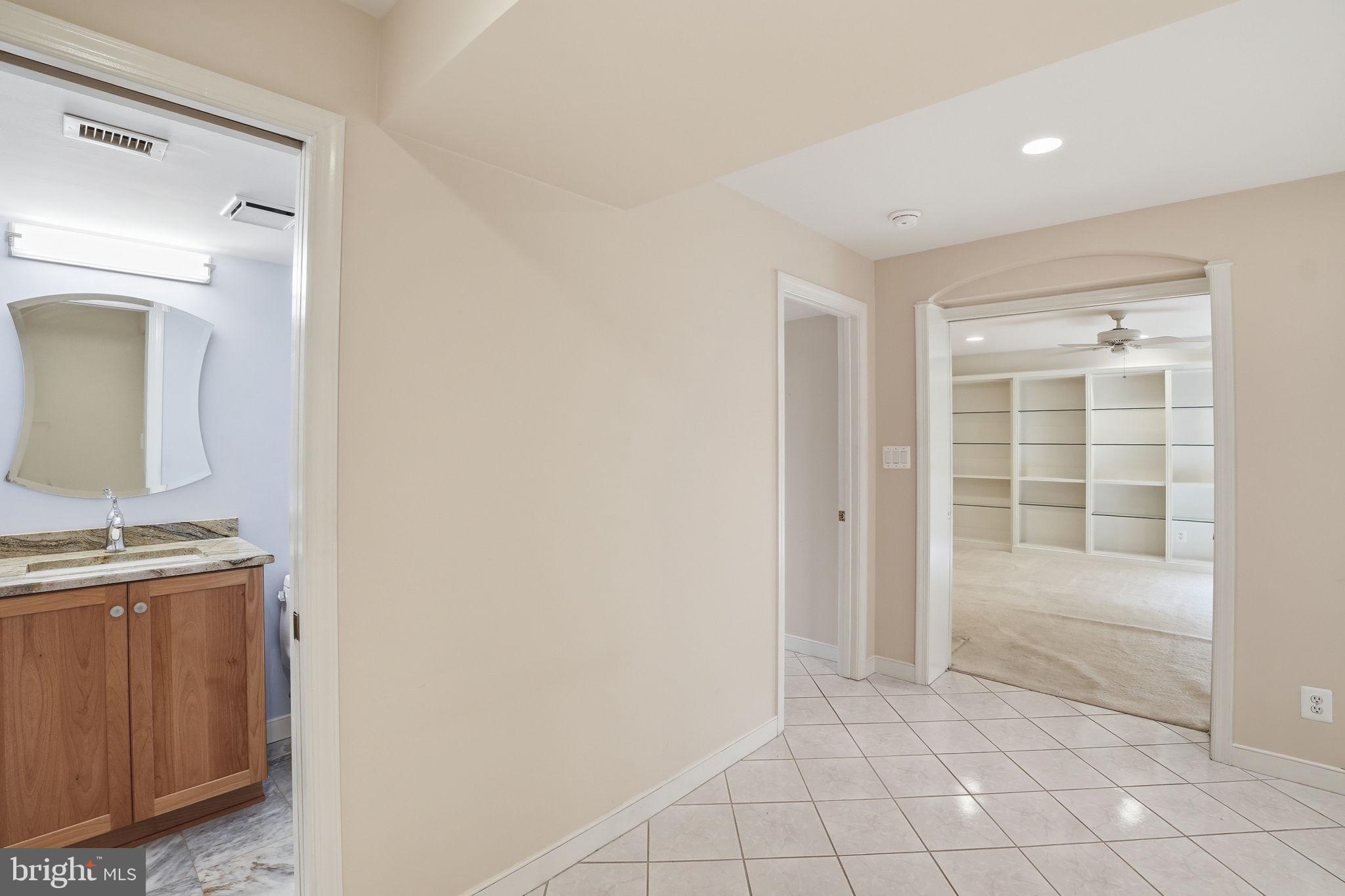 11400 STRAND DRIVE R-402