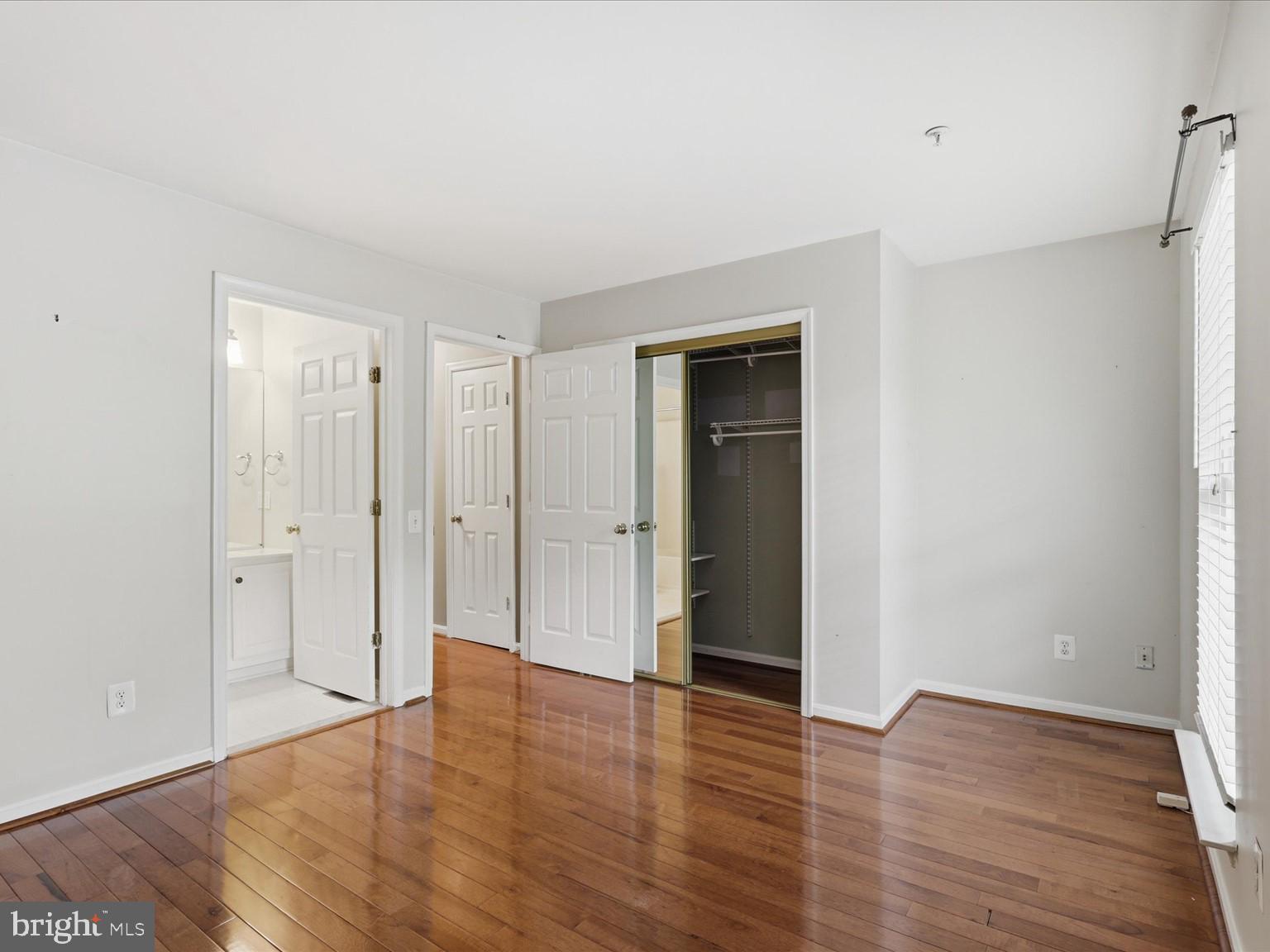 FAIR LAKES - Residential