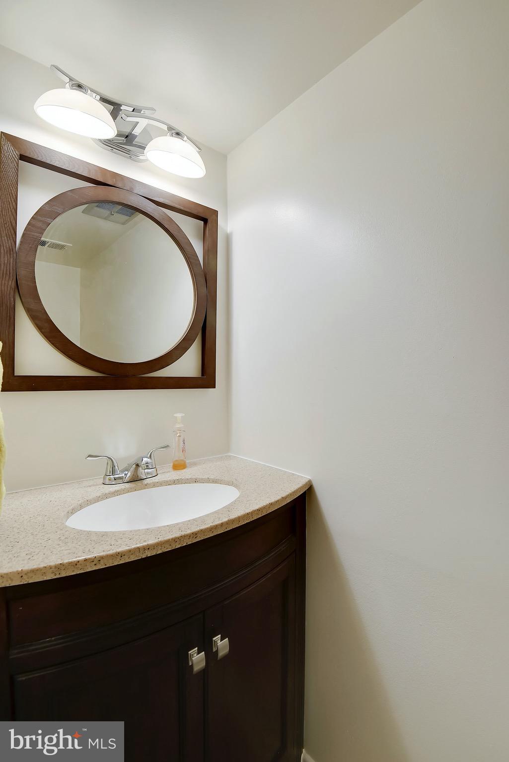 NEWINGTON STATION - Residential