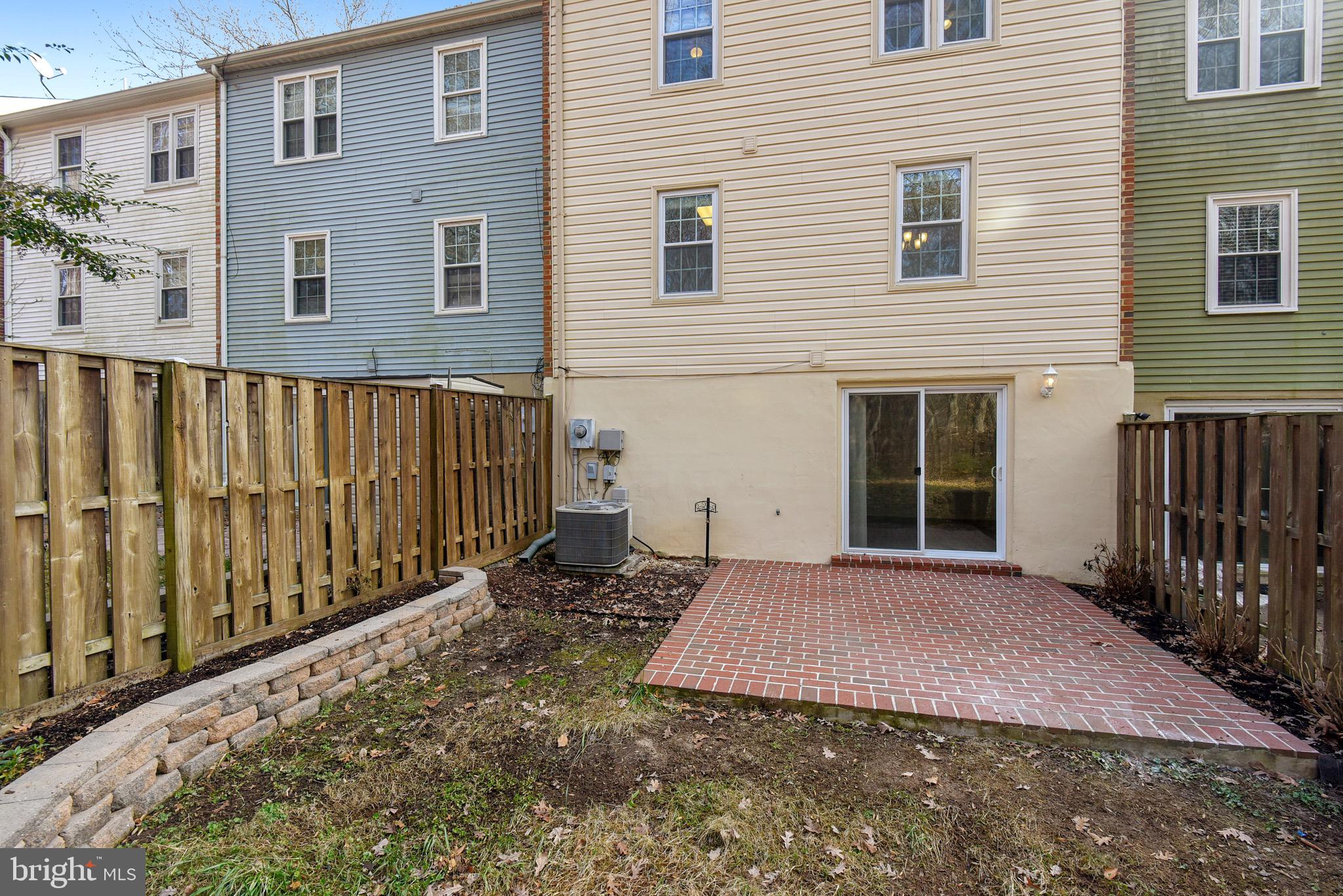 NEWINGTON STATION - Residential