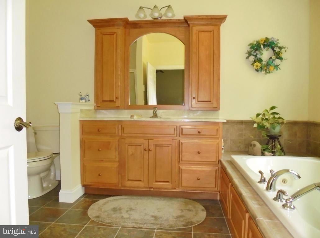 MORGANSHIRE - Residential