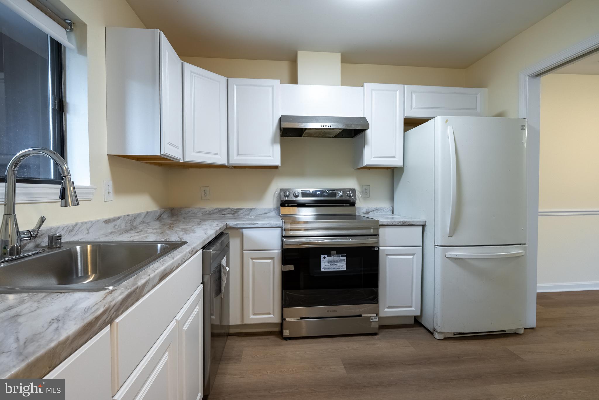 2820 LEE OAKS PLACE 302