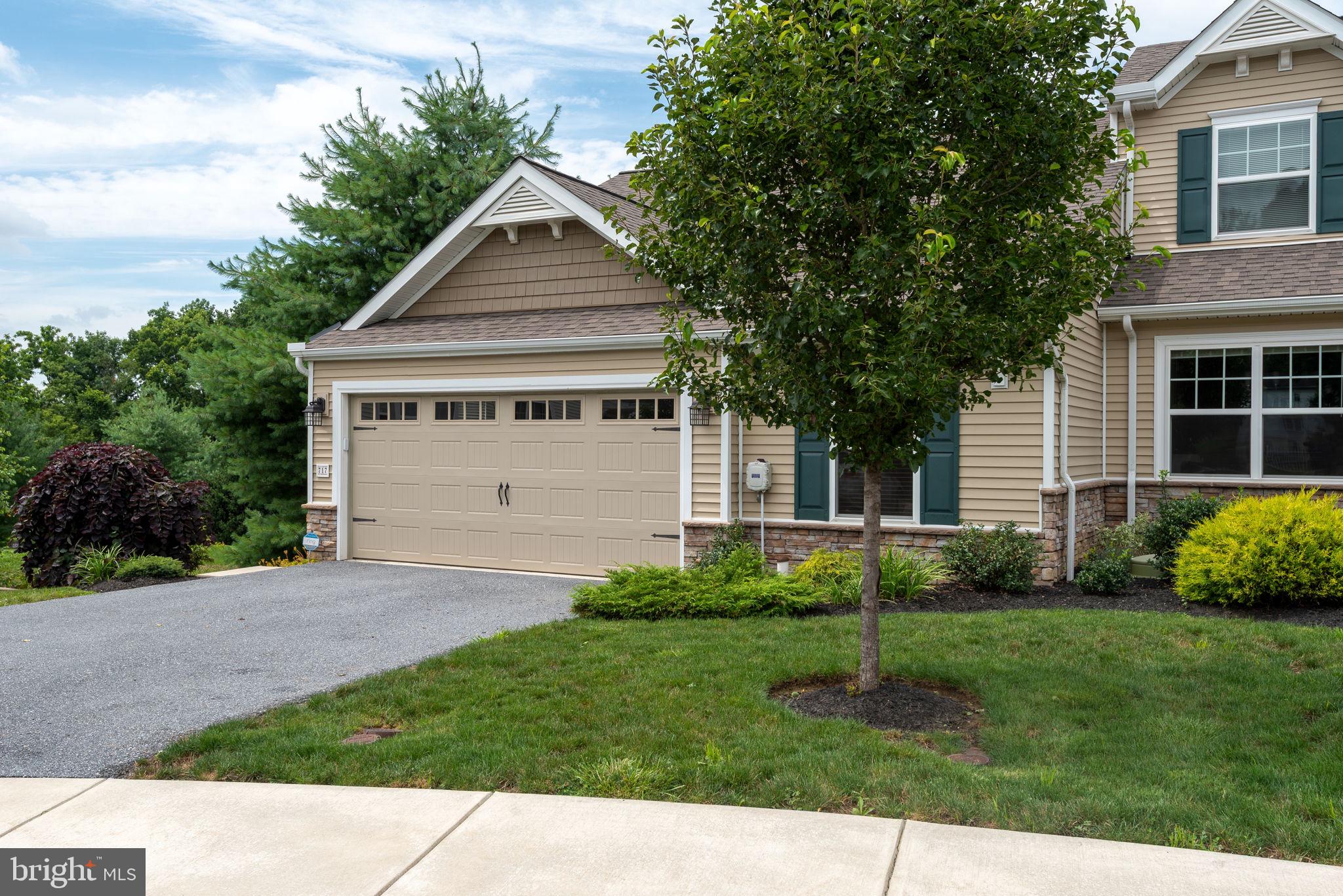 717 DANFORTH CIRCLE