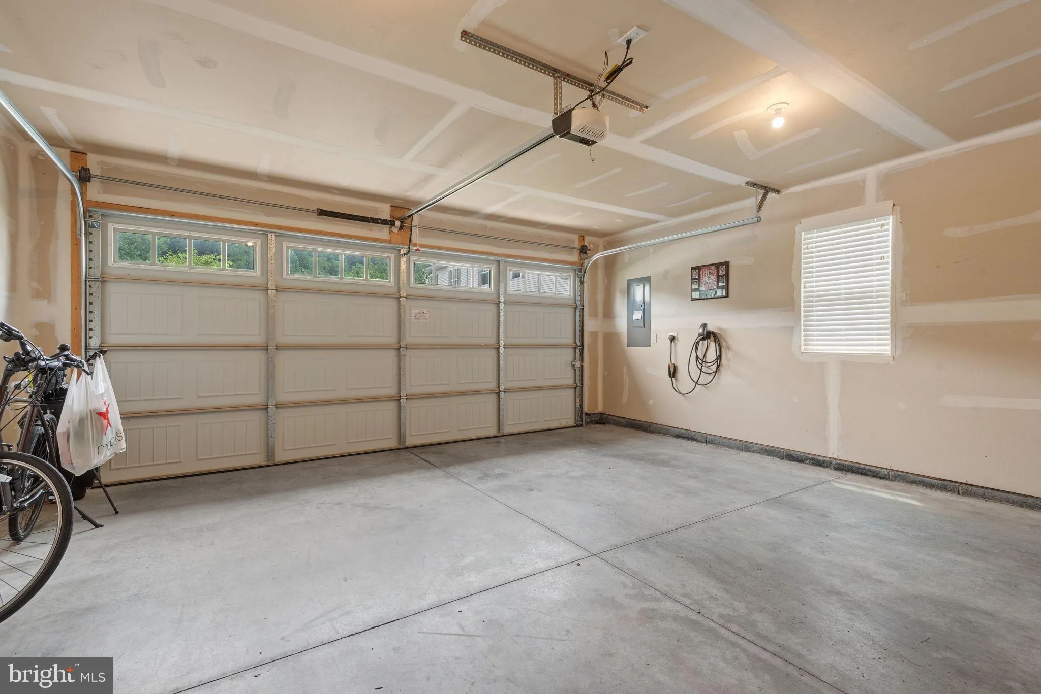 Willow Street, Pennsylvania 17584, United States, 3 Bedrooms Bedrooms, ,3 BathroomsBathrooms,Residential,Coming Soon,170529