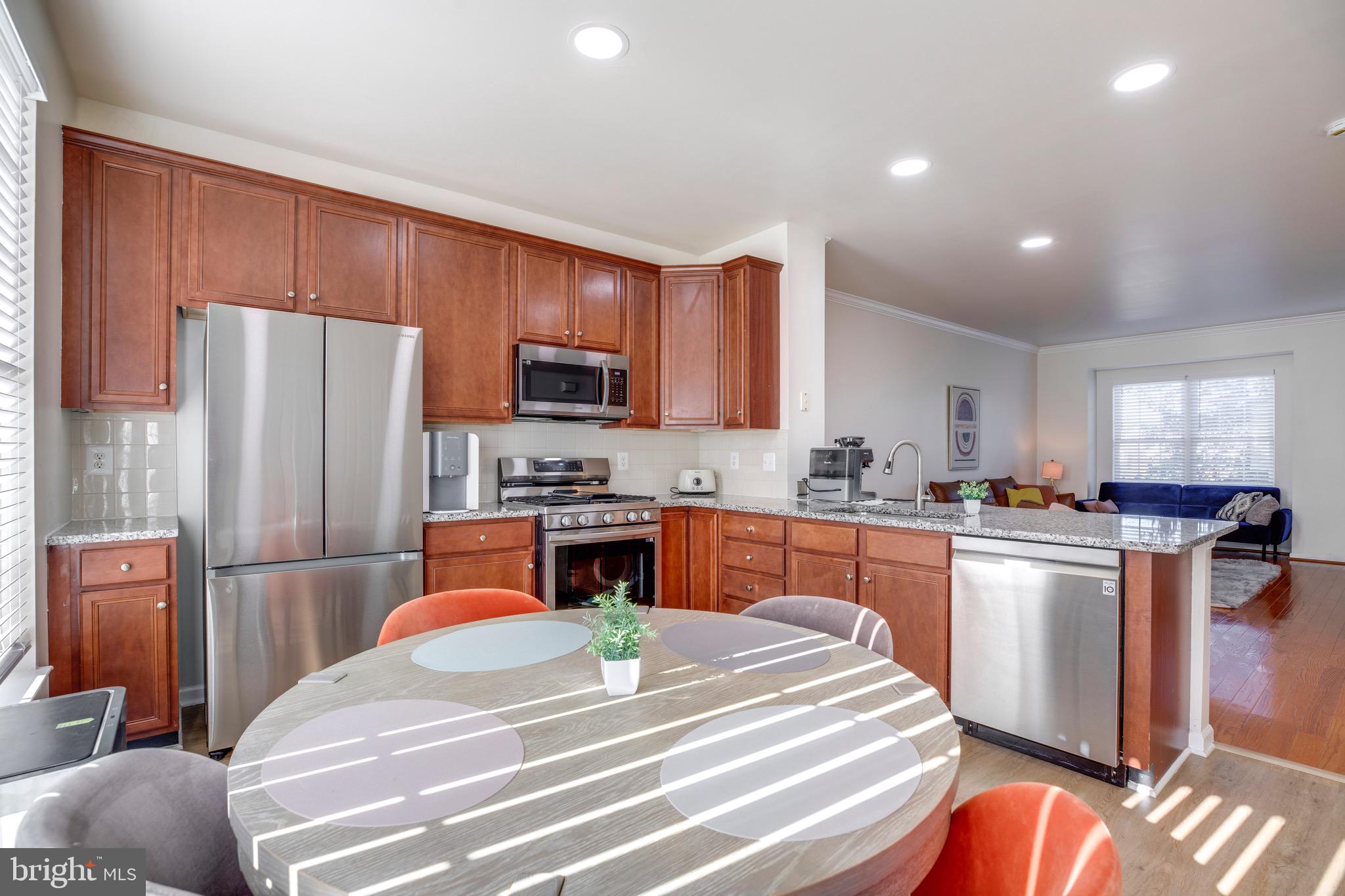 AMBERLEA AT SOUTH RIDING - Residential