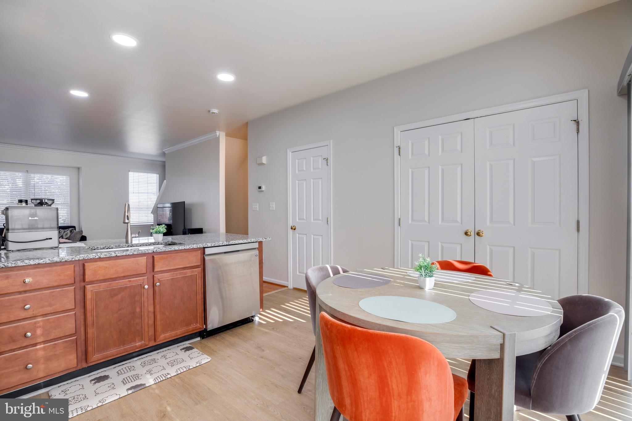 AMBERLEA AT SOUTH RIDING - Residential