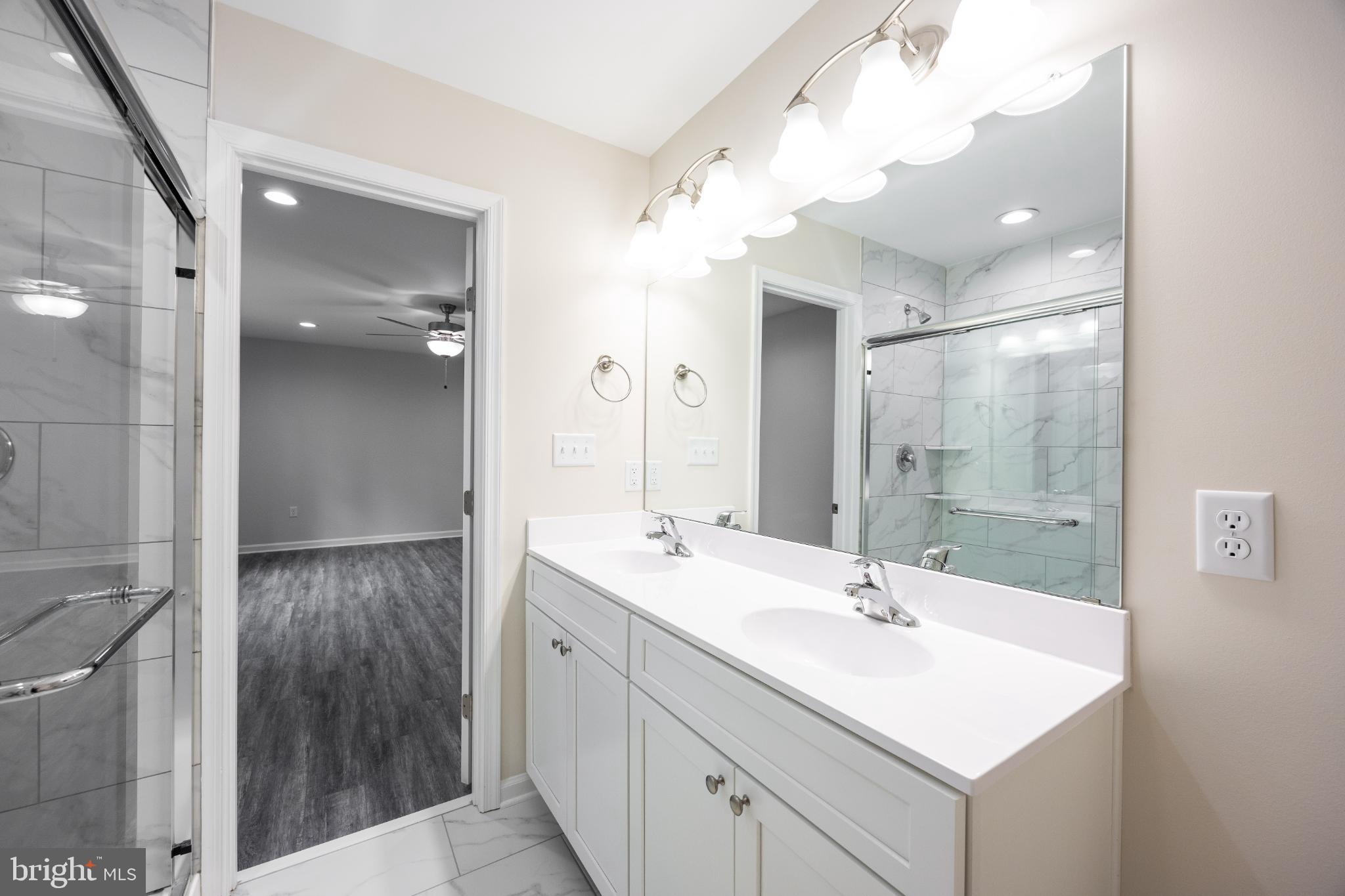 PRENTISS POINT - Residential