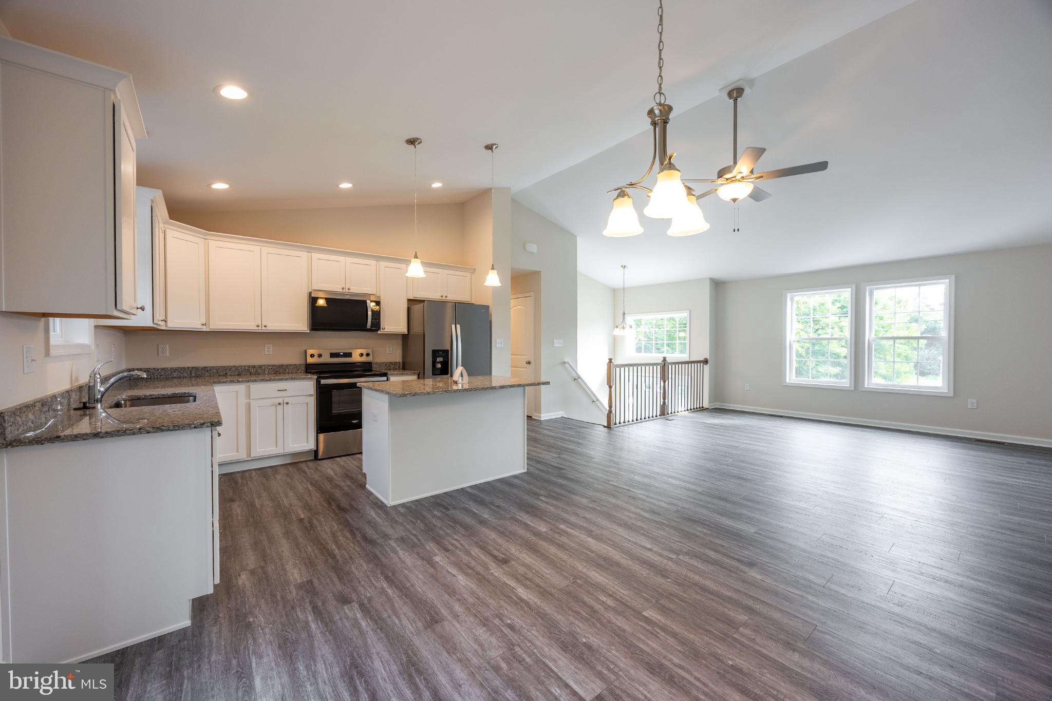PRENTISS POINT - Residential
