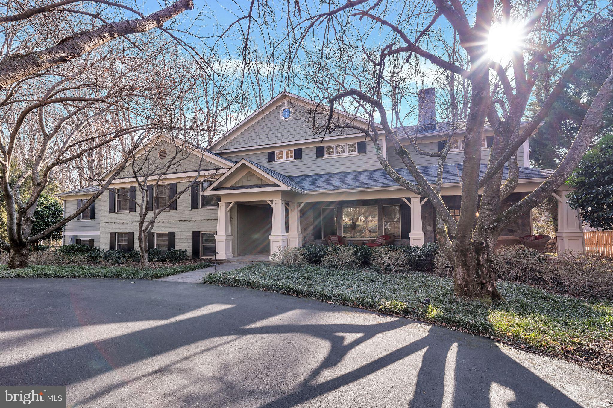 WILLIAMSBURG GARDENS - Residential