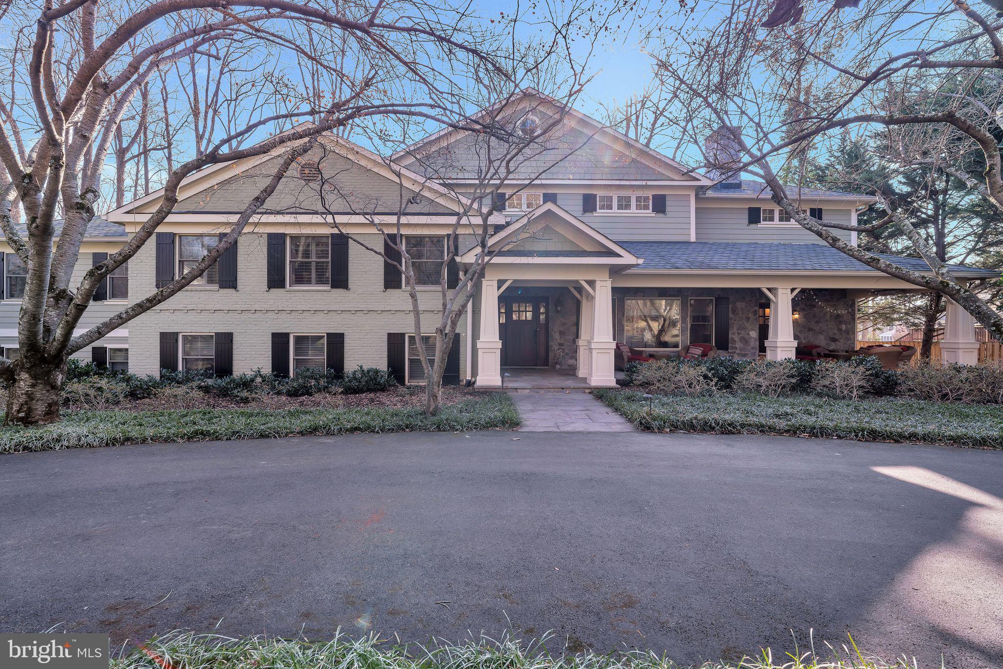 WILLIAMSBURG GARDENS - Residential