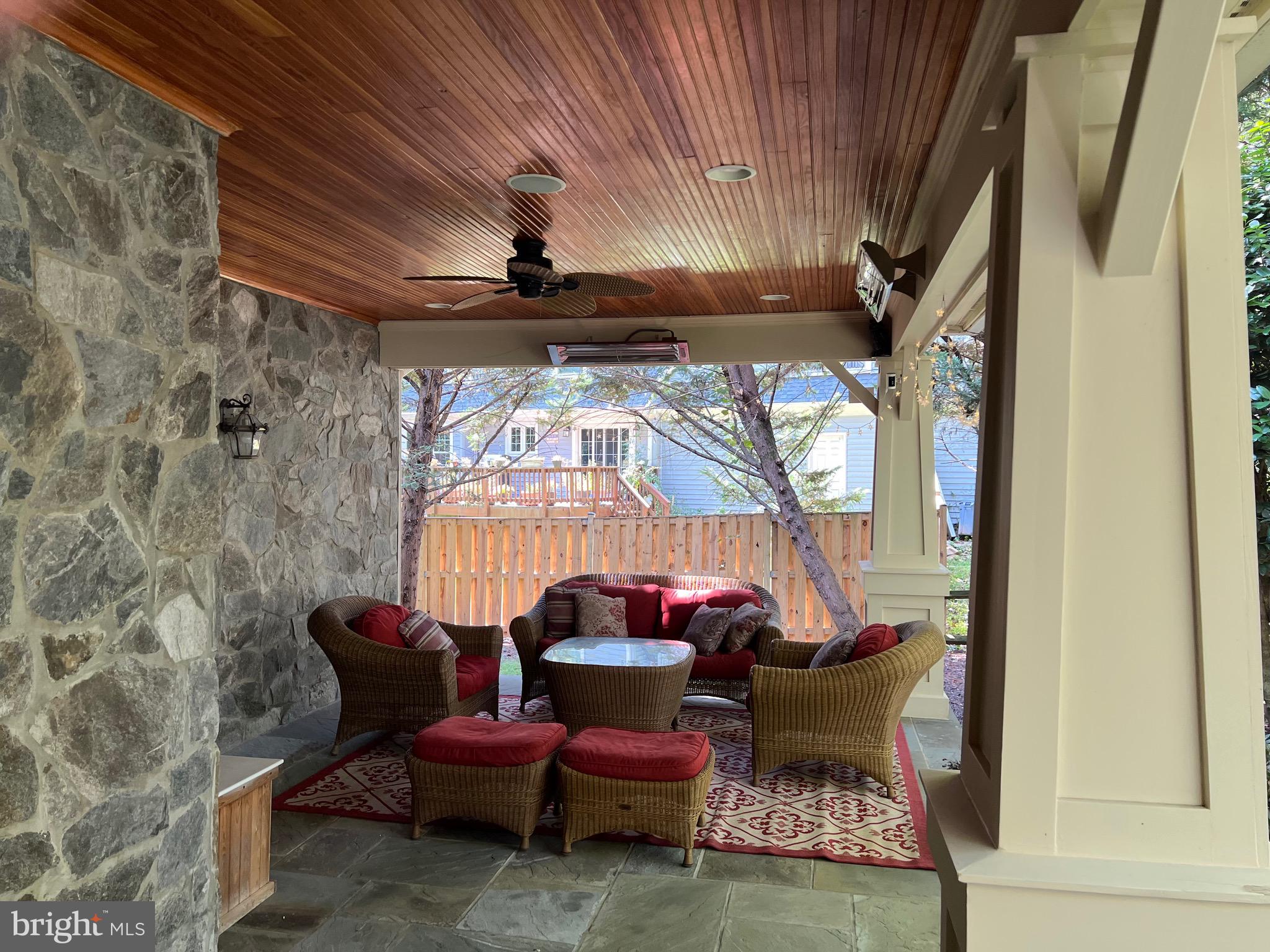 WILLIAMSBURG GARDENS - Residential