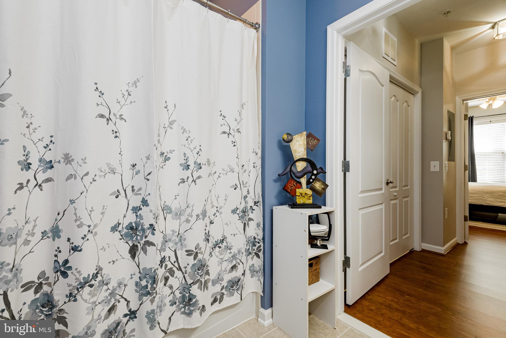 CARROLLS CREEK - Residential