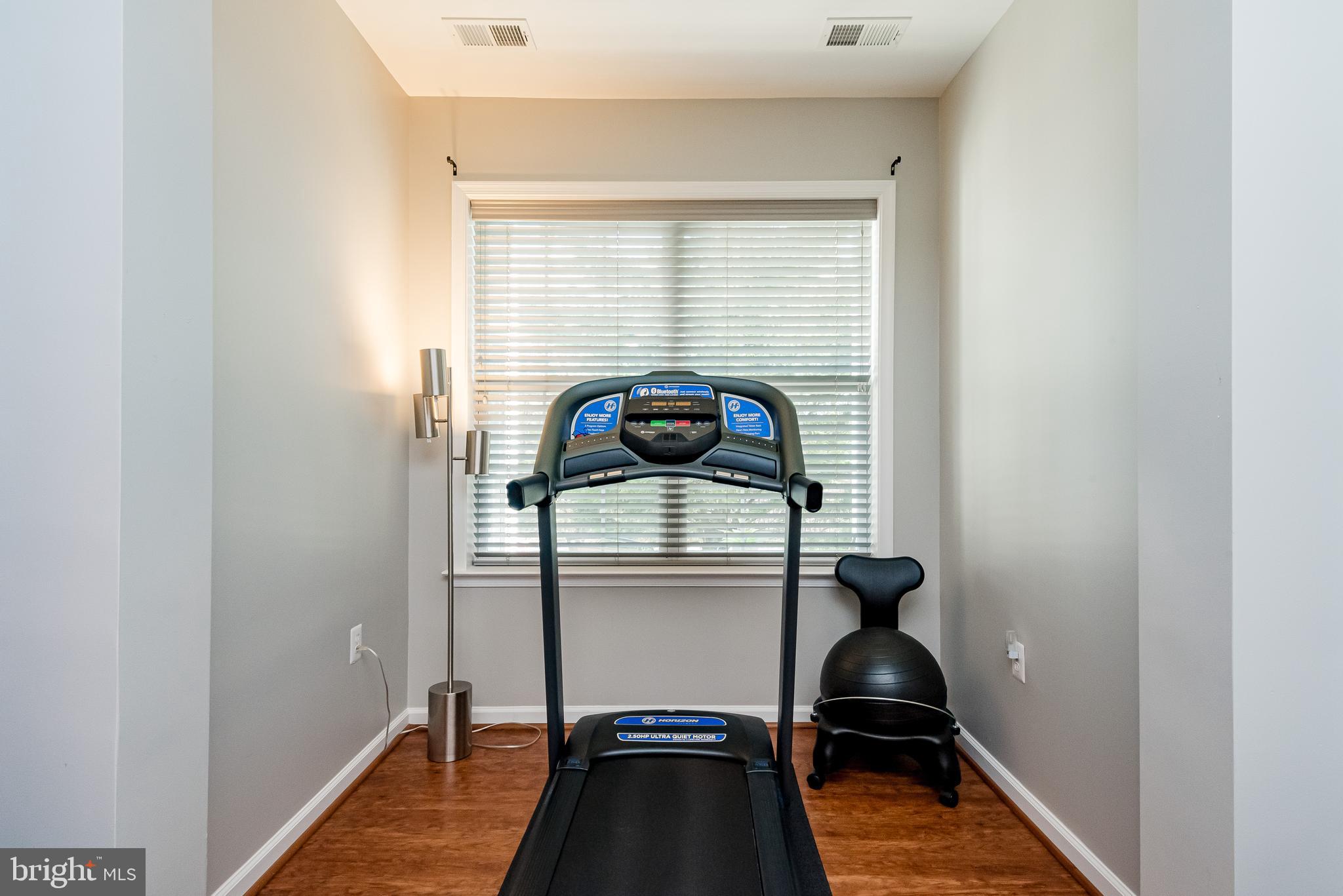 CARROLLS CREEK - Residential