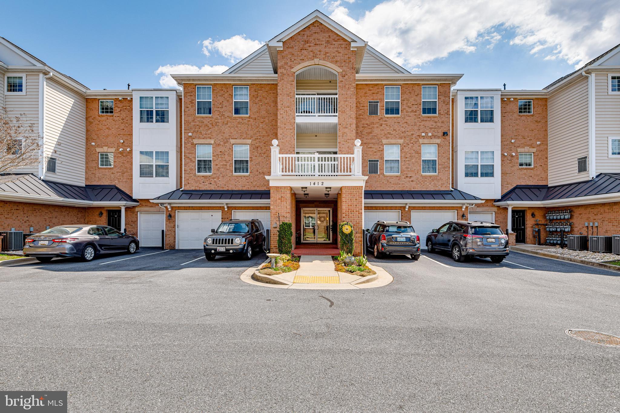 CARROLLS CREEK - Residential