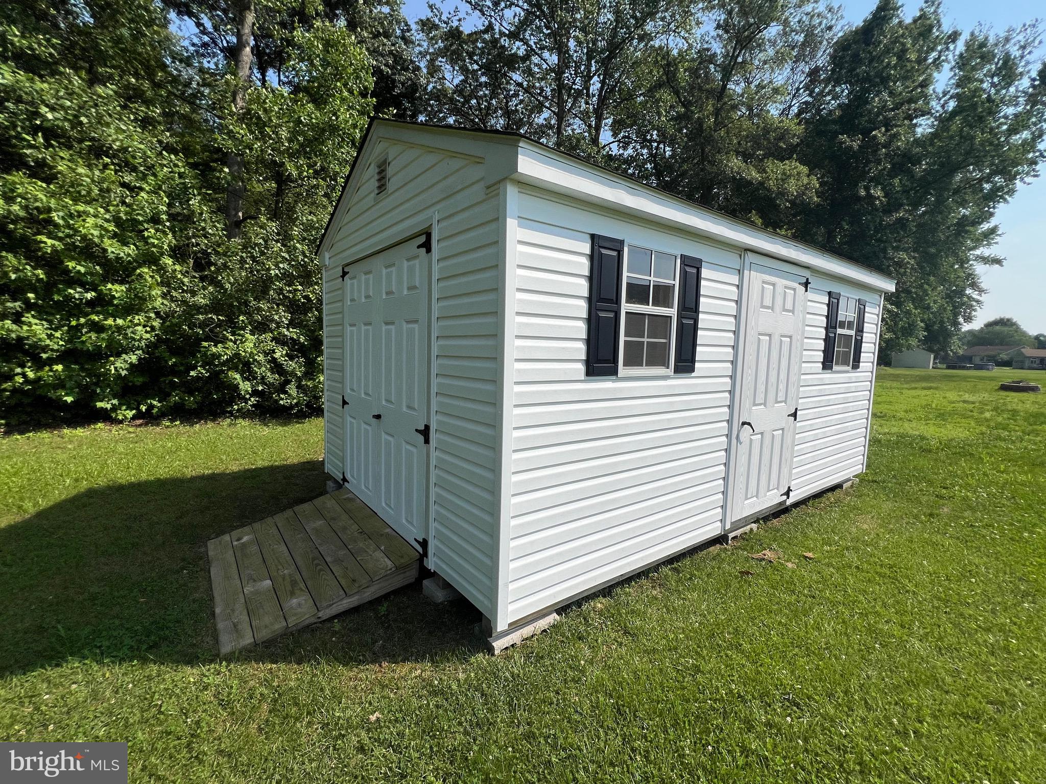 WYNN WOOD - Residential