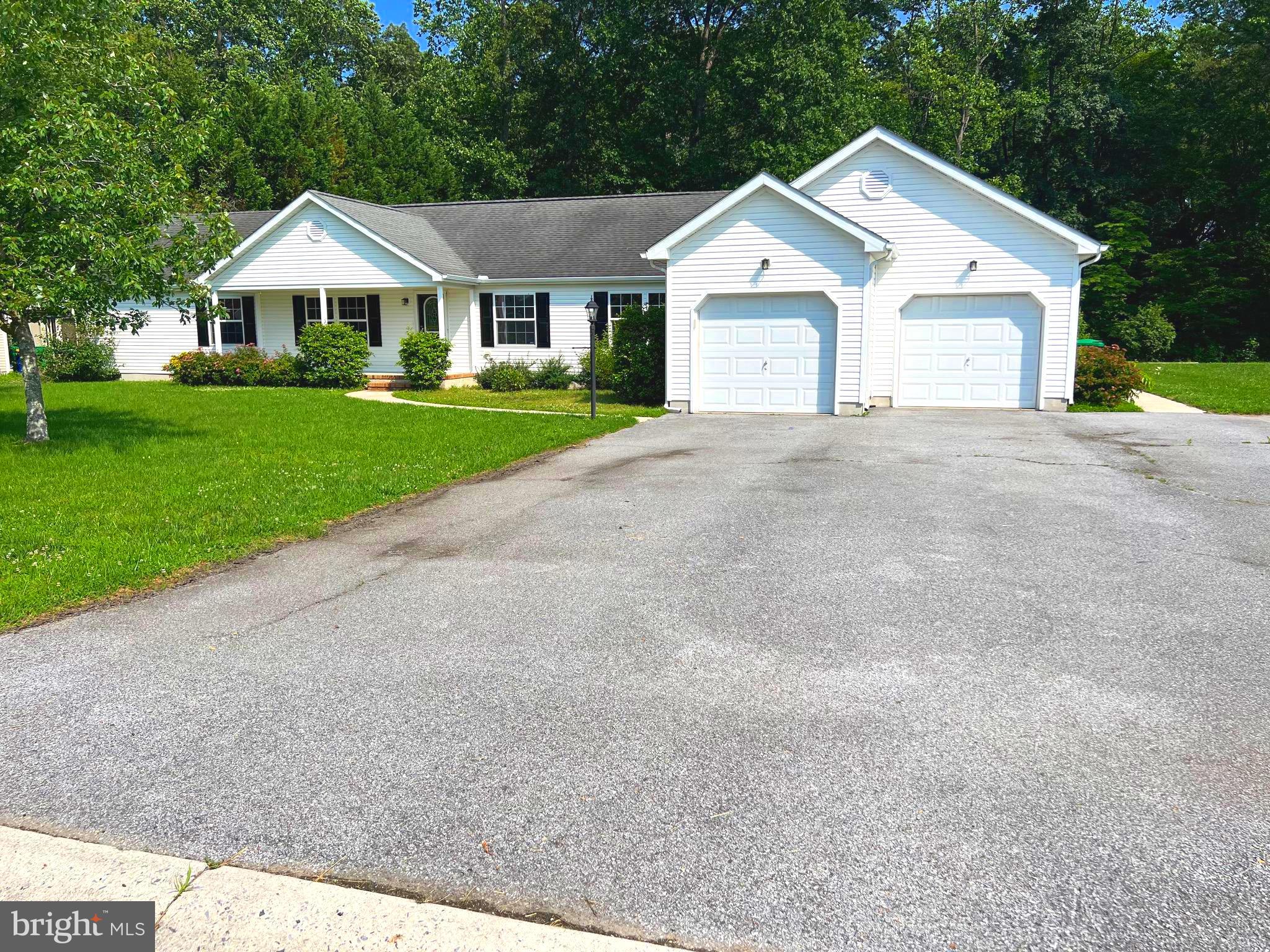 688 S WYNN WOOD CIRCLE