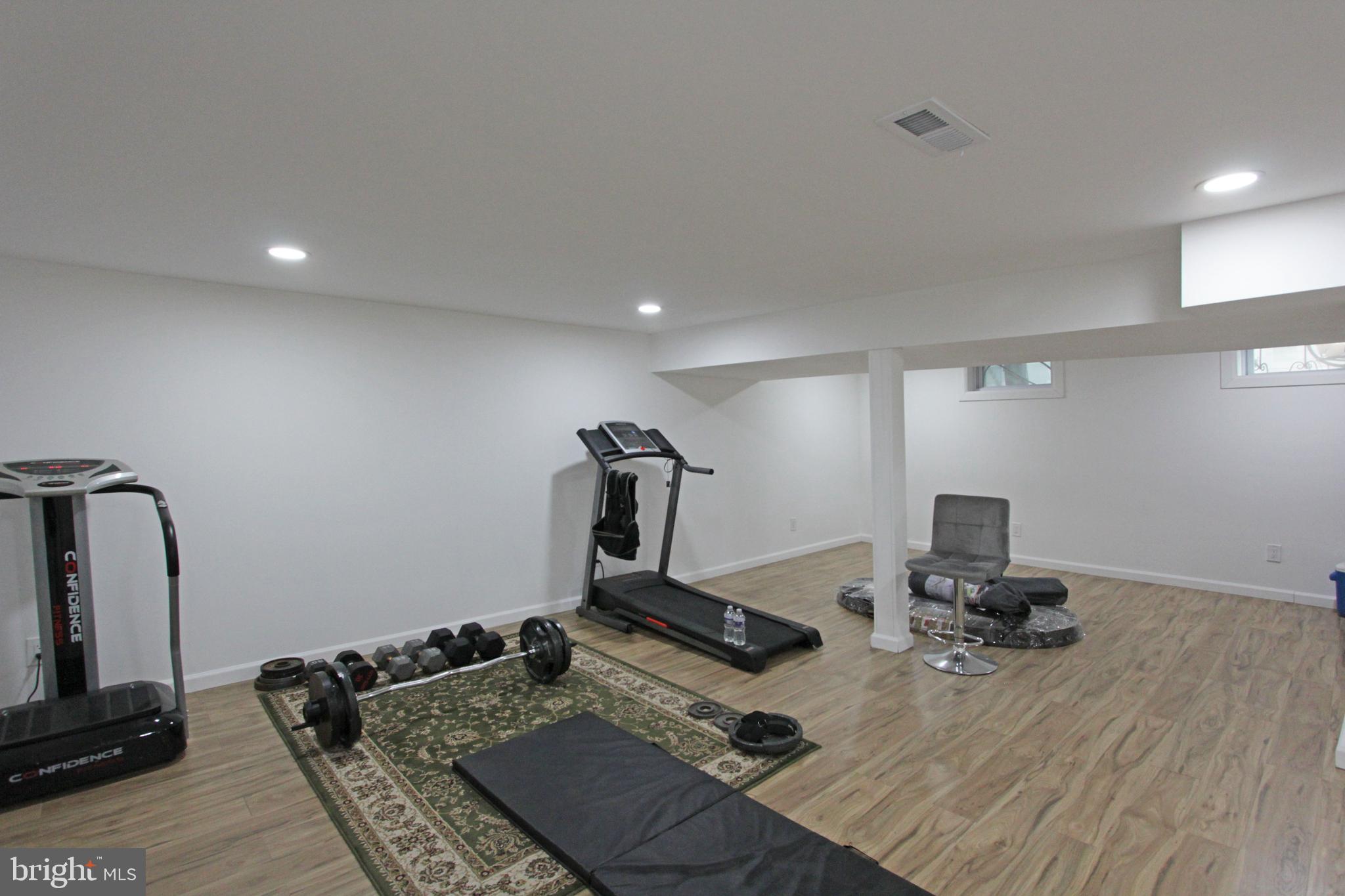 TODD ESTATES - Residential