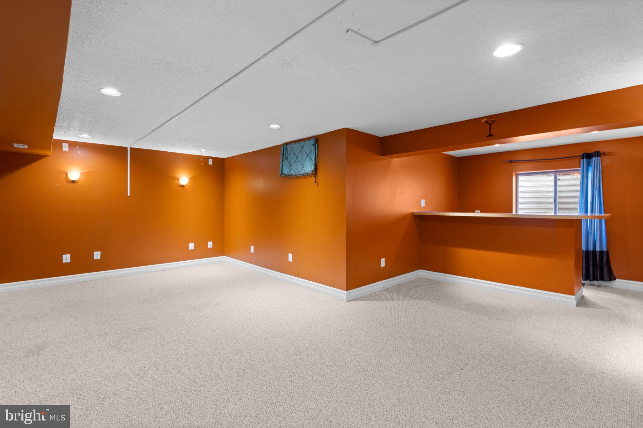 ENCLAVE AT SEVEN OAKS - Residential Lease