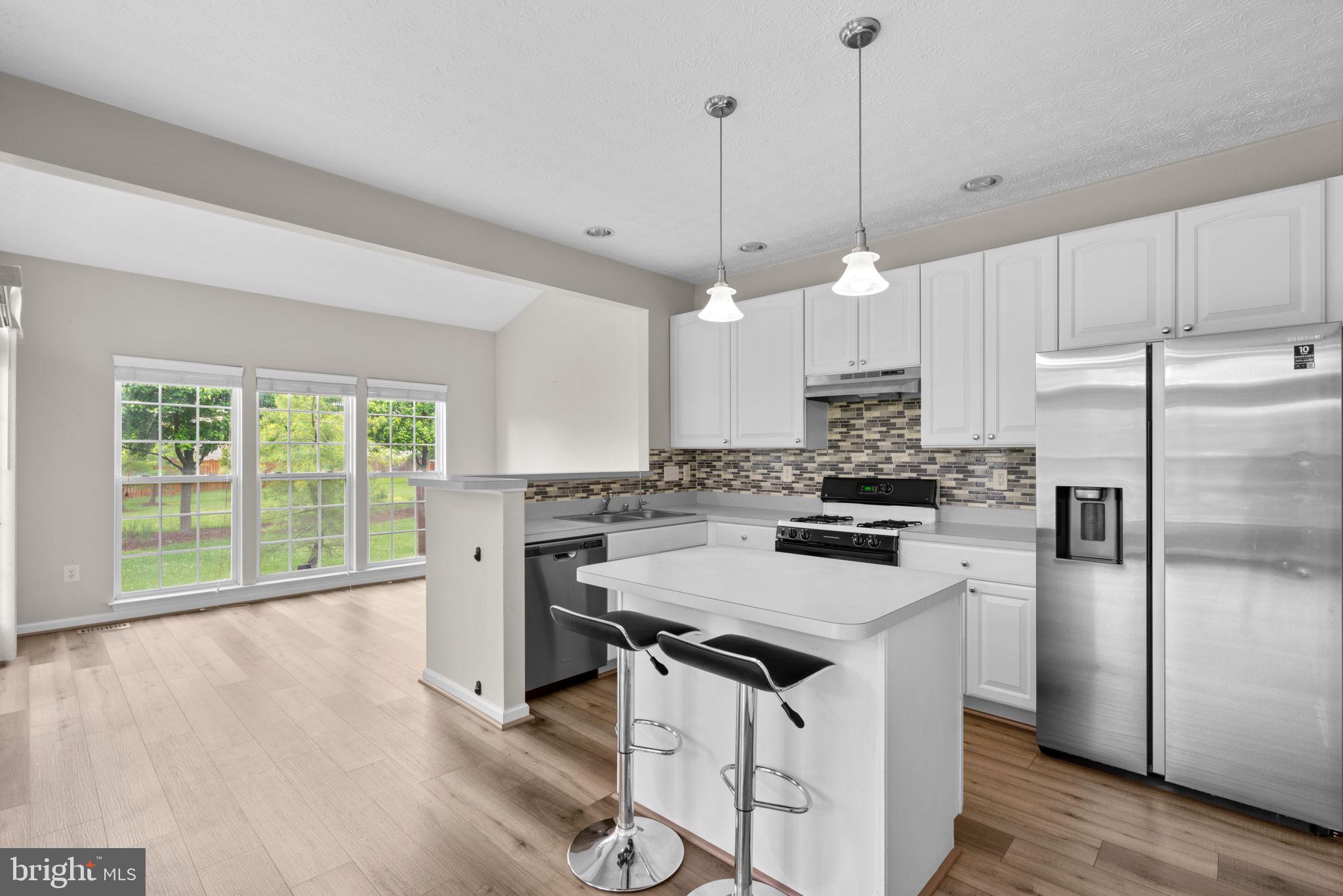 ENCLAVE AT SEVEN OAKS - Residential Lease